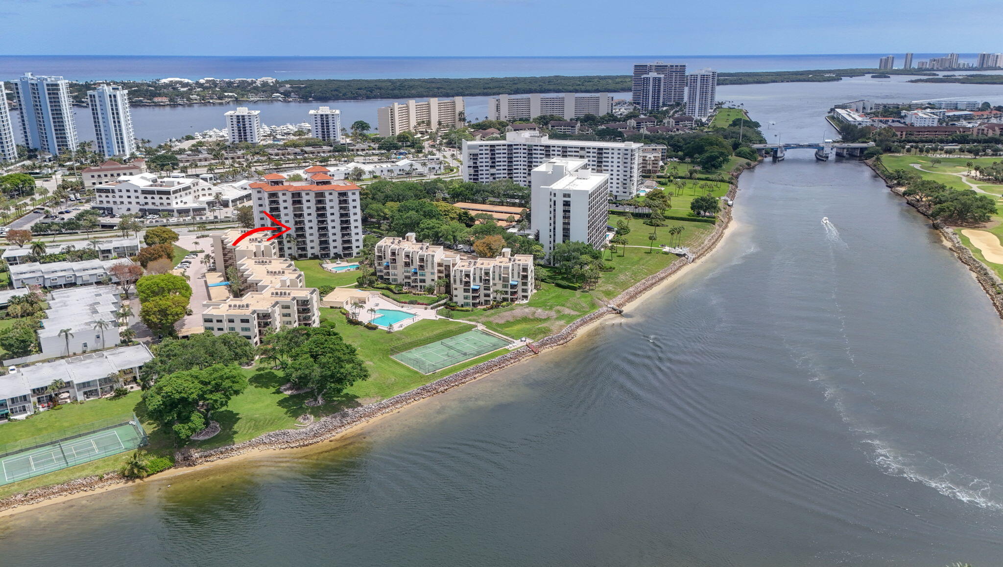 SEAMARK CONDO - Residential