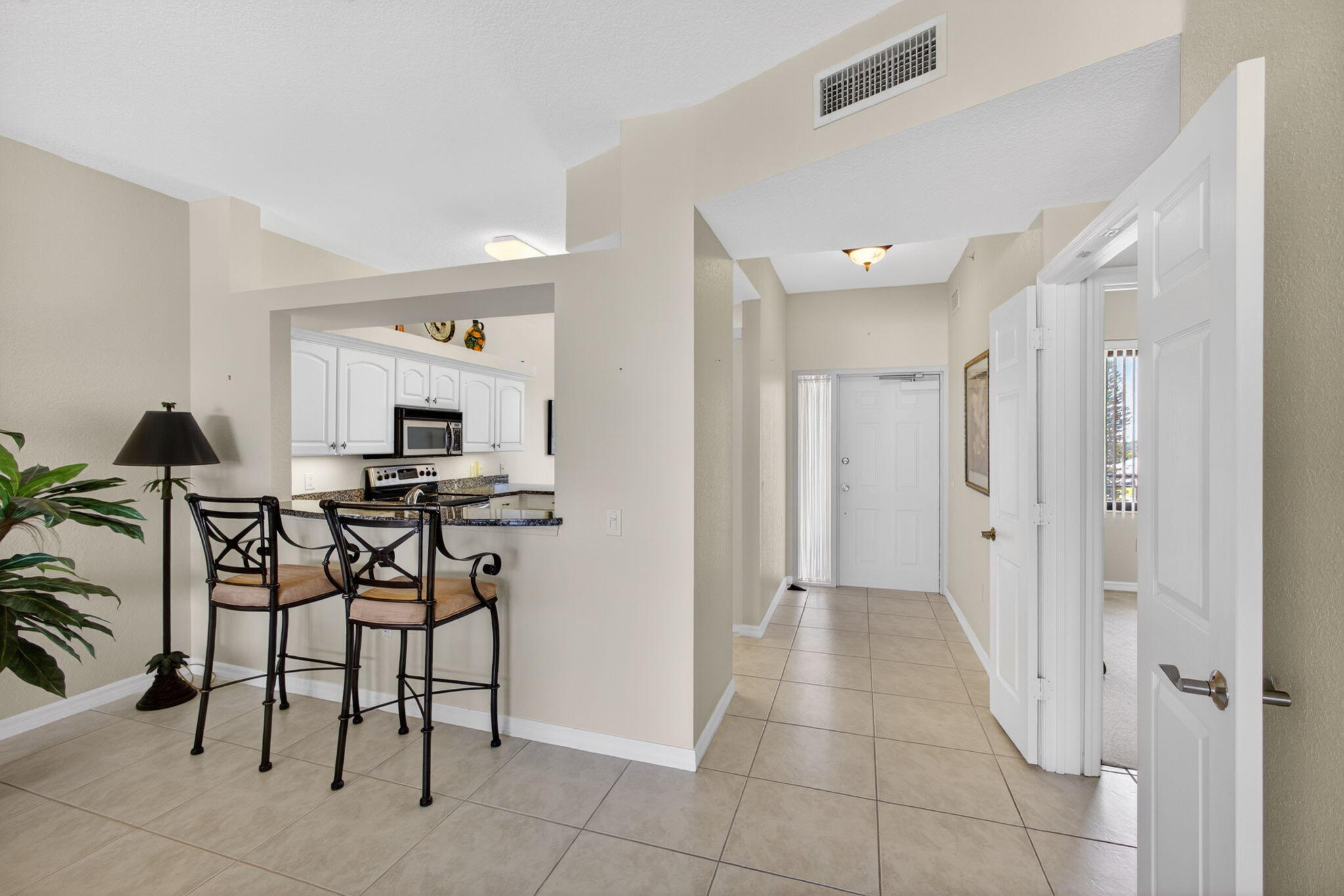 SEAMARK CONDO - Residential