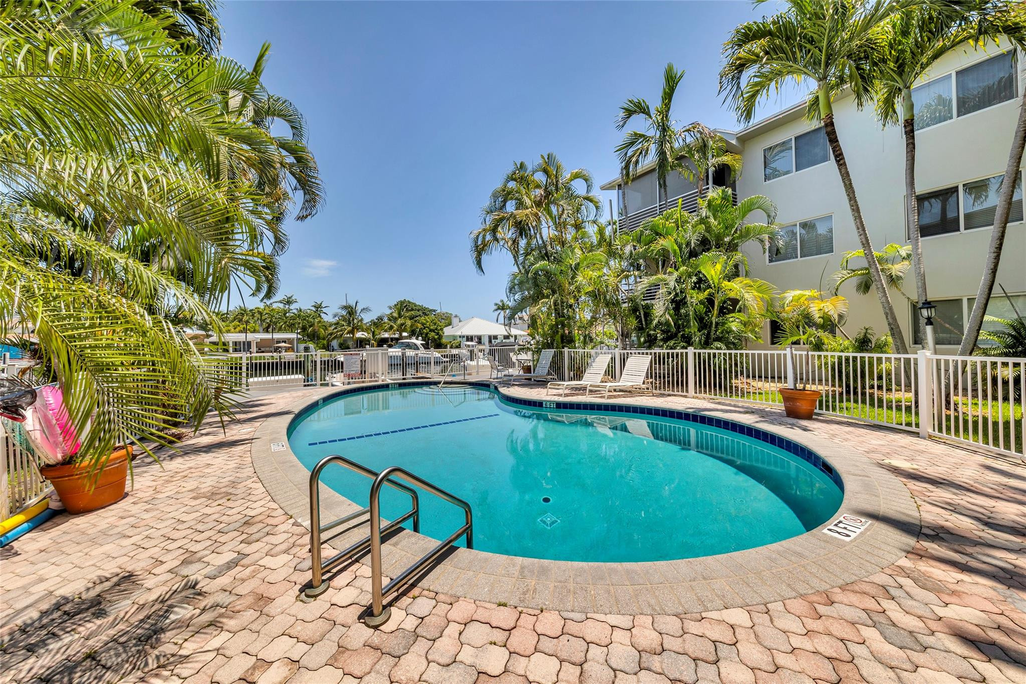 HARBOR VIEW APTS CONDO - Residential