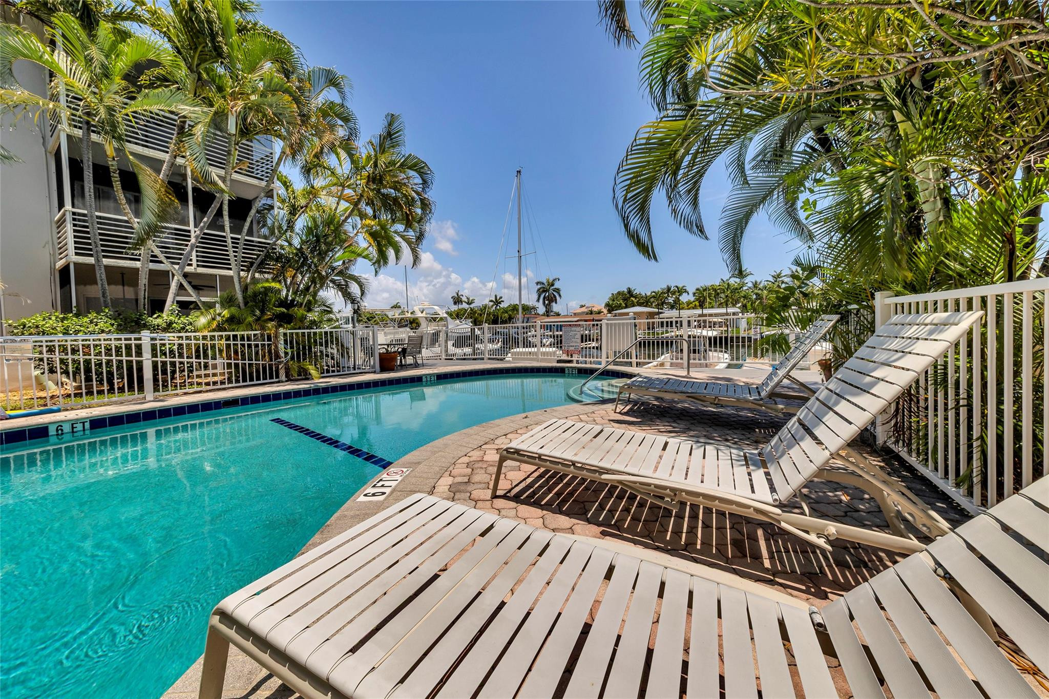 HARBOR VIEW APTS CONDO - Residential