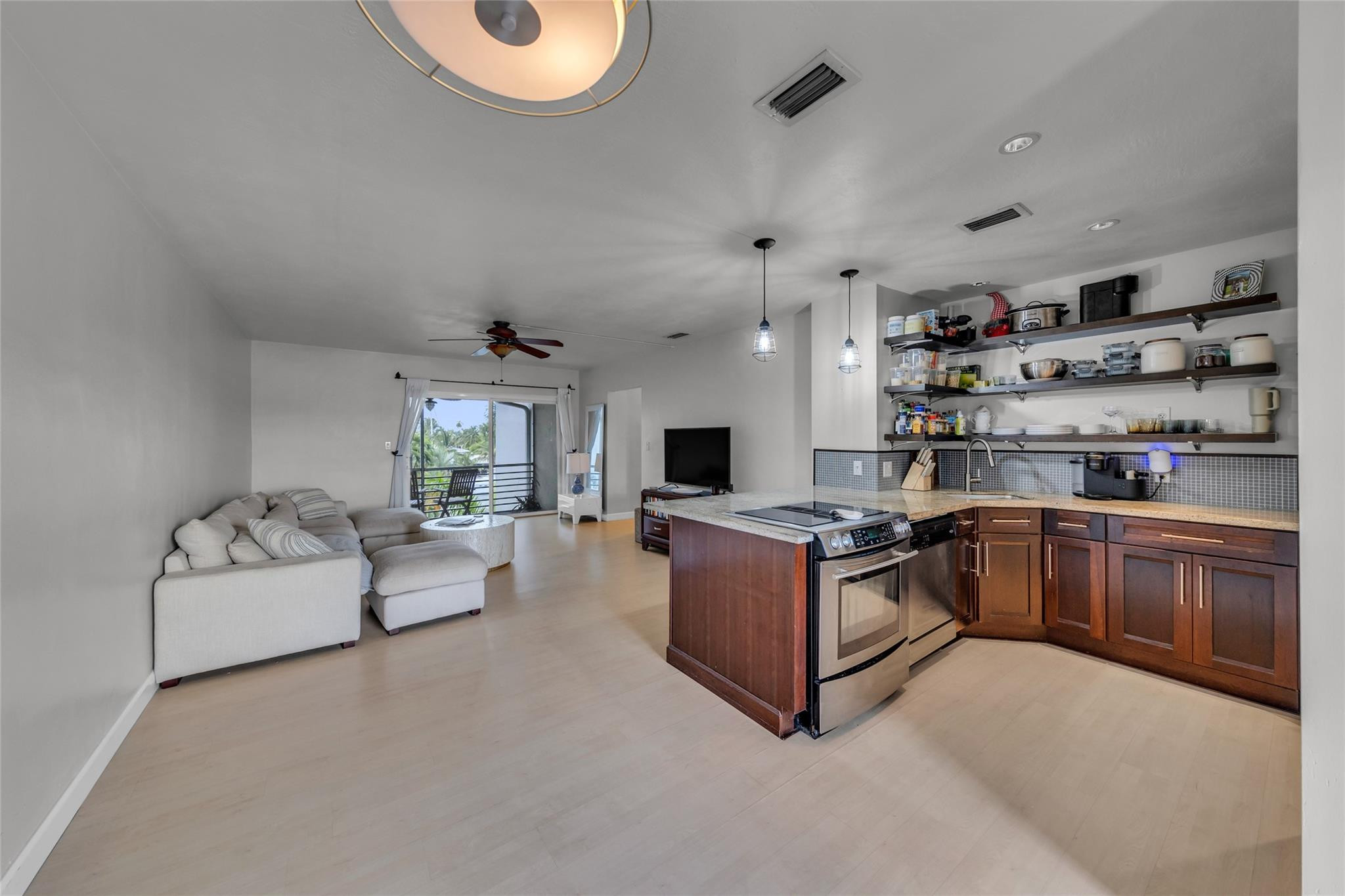 HARBOR VIEW APTS CONDO - Residential