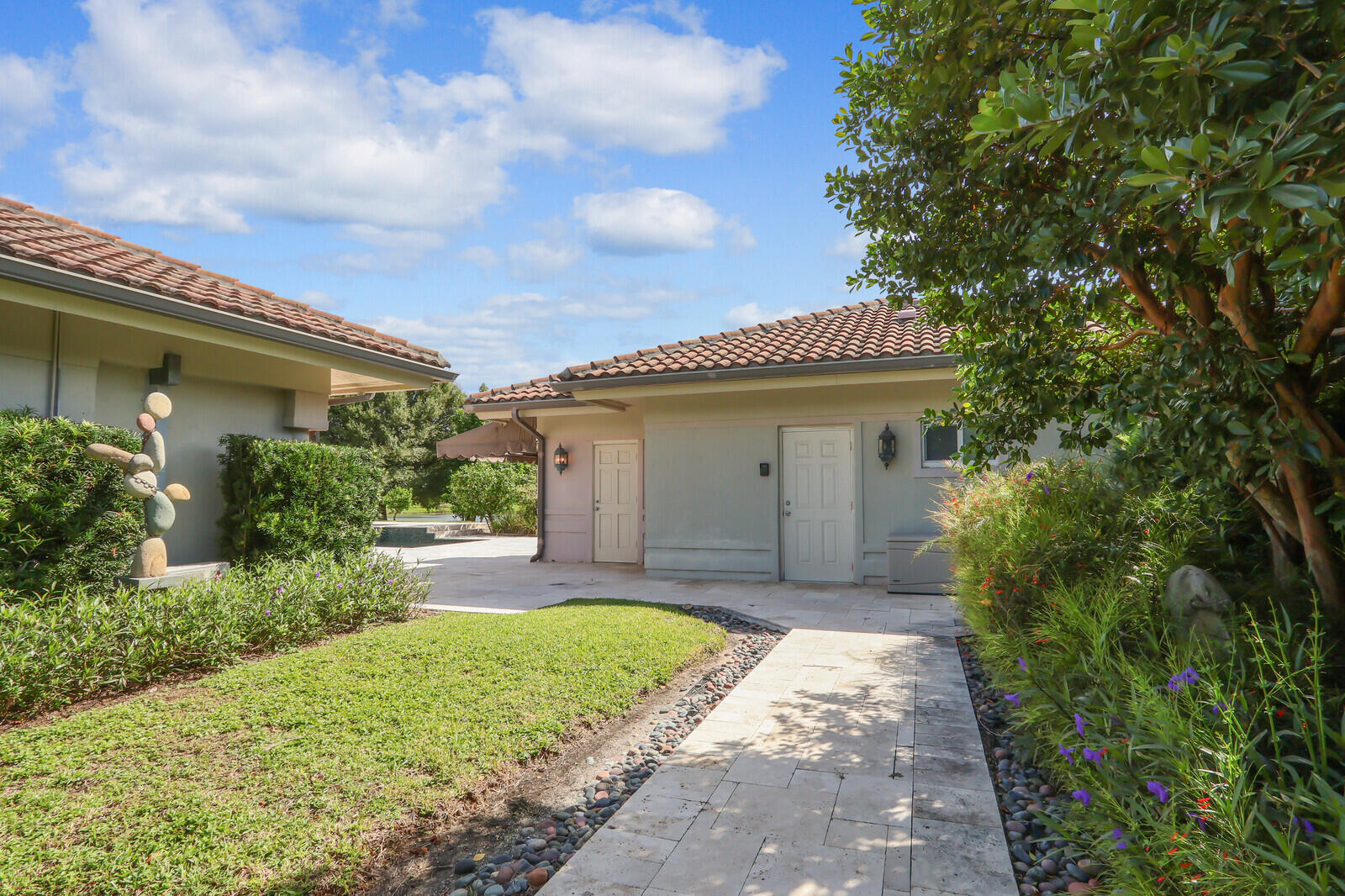 FRENCHMANS CREEK - Residential
