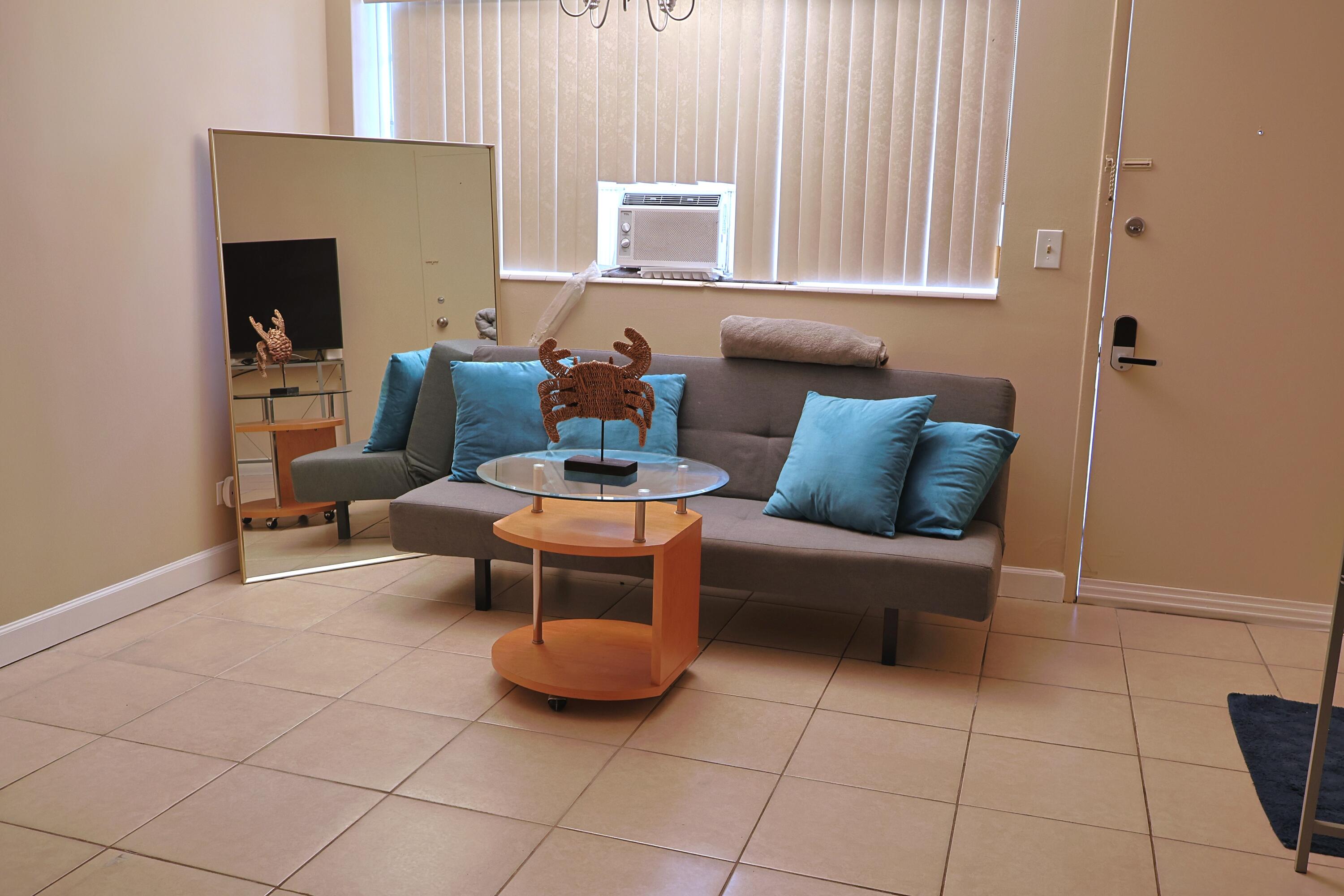 DIPLOMAT GOLF & RACQUET CLUB - Residential