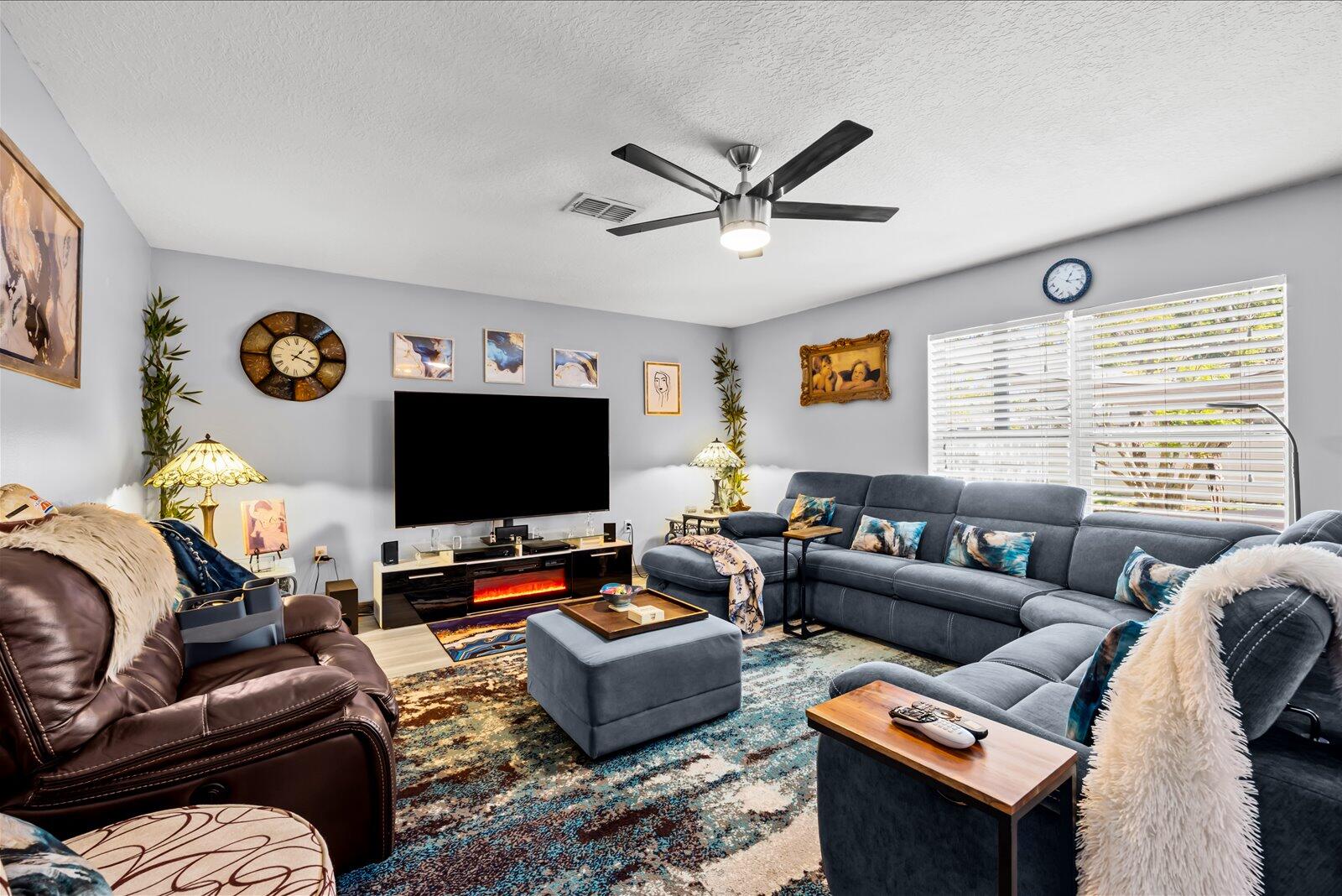 SEBASTIAN HIGHLANDS UNIT 5 - Residential