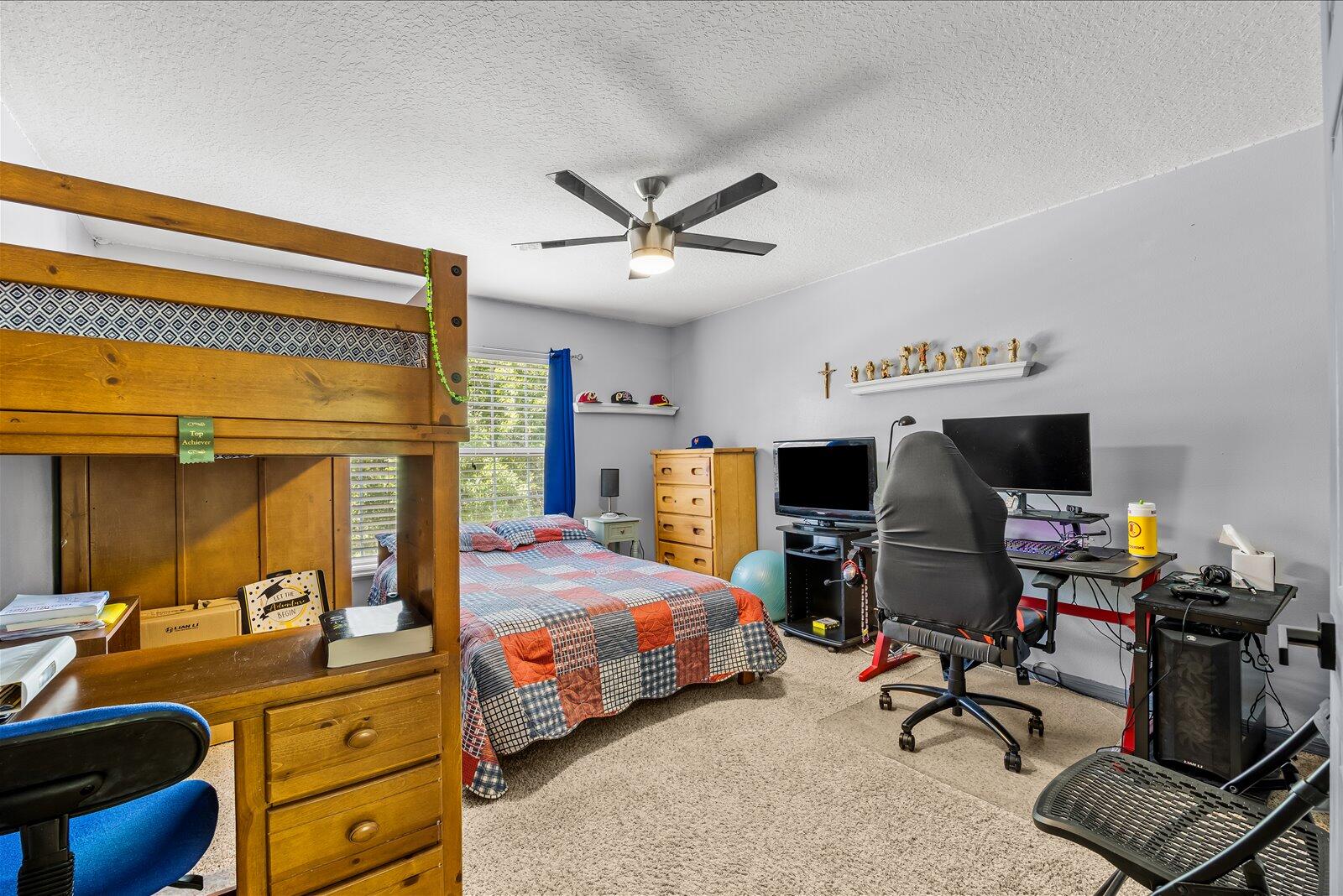 SEBASTIAN HIGHLANDS UNIT 5 - Residential
