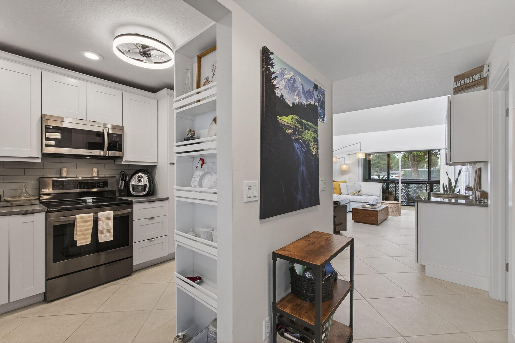 BOUNDBROOK CONDO S - Residential