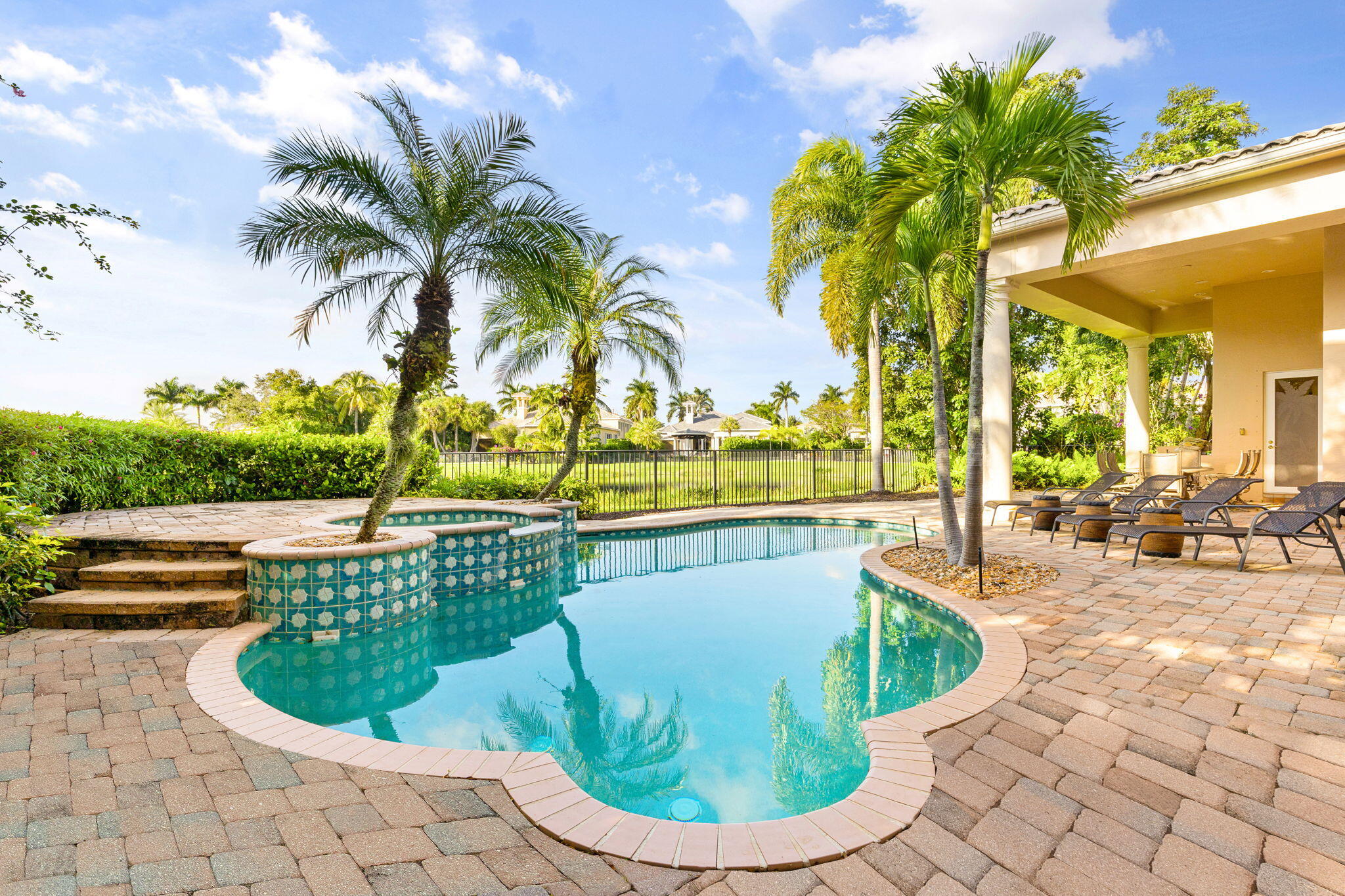 Mirasol - Residential