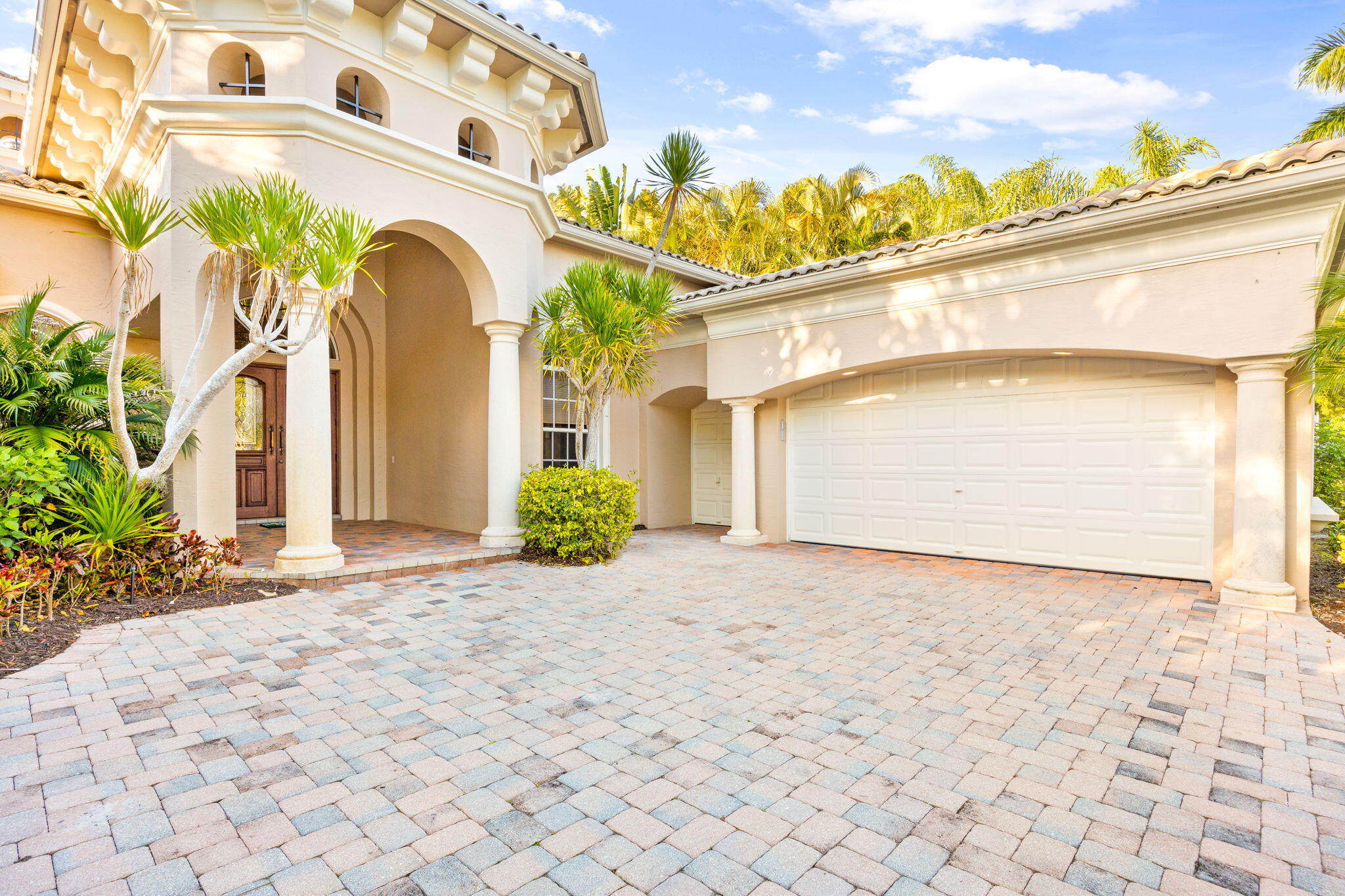 Mirasol - Residential