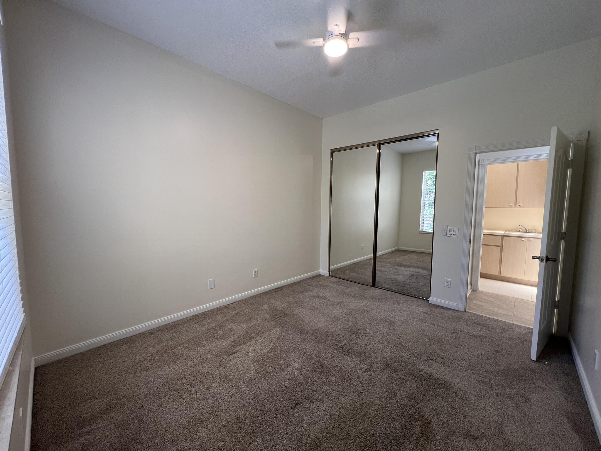 HAMPTONS AT MAPLEWOOD - Residential Lease