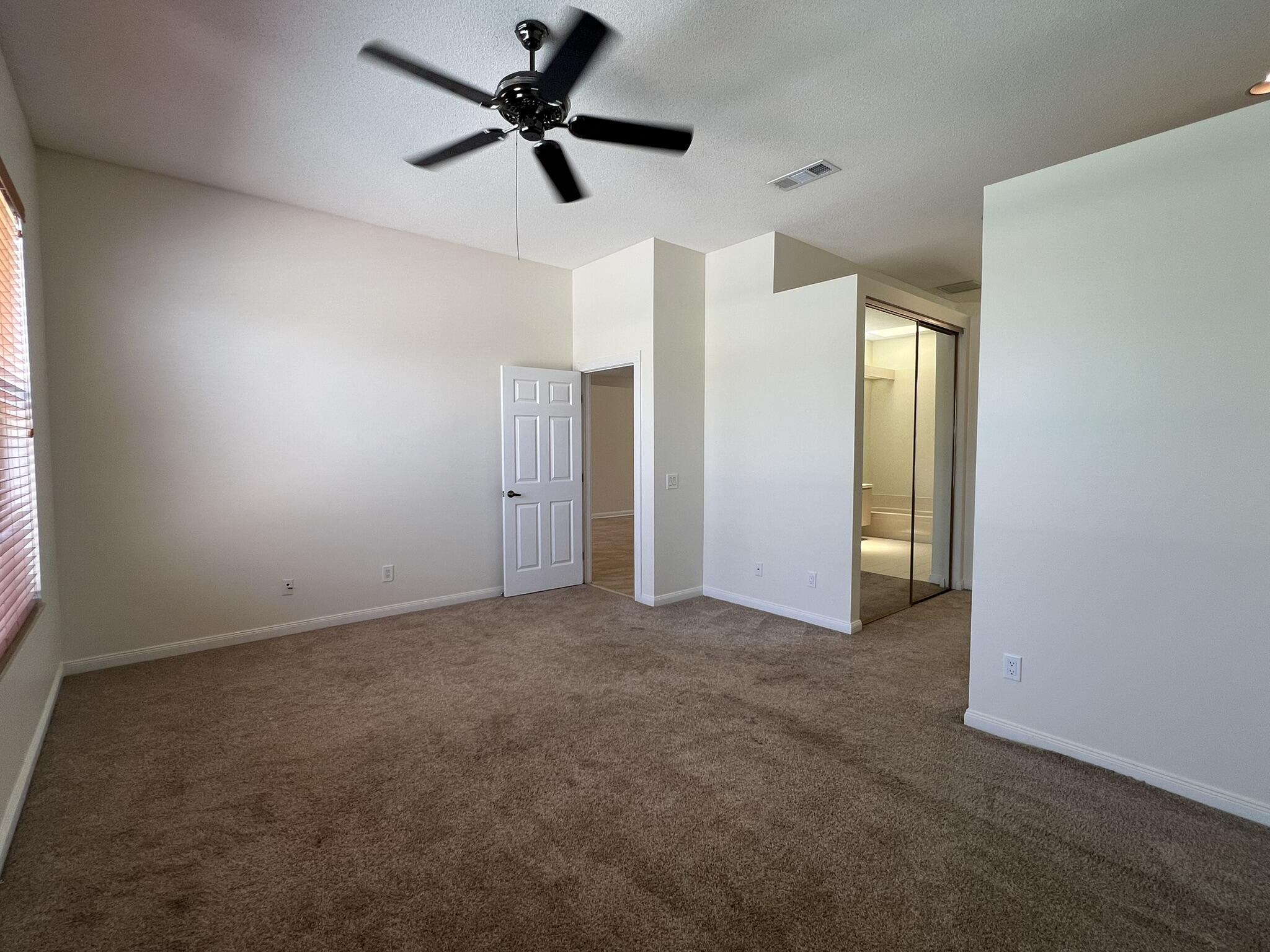 HAMPTONS AT MAPLEWOOD - Residential Lease