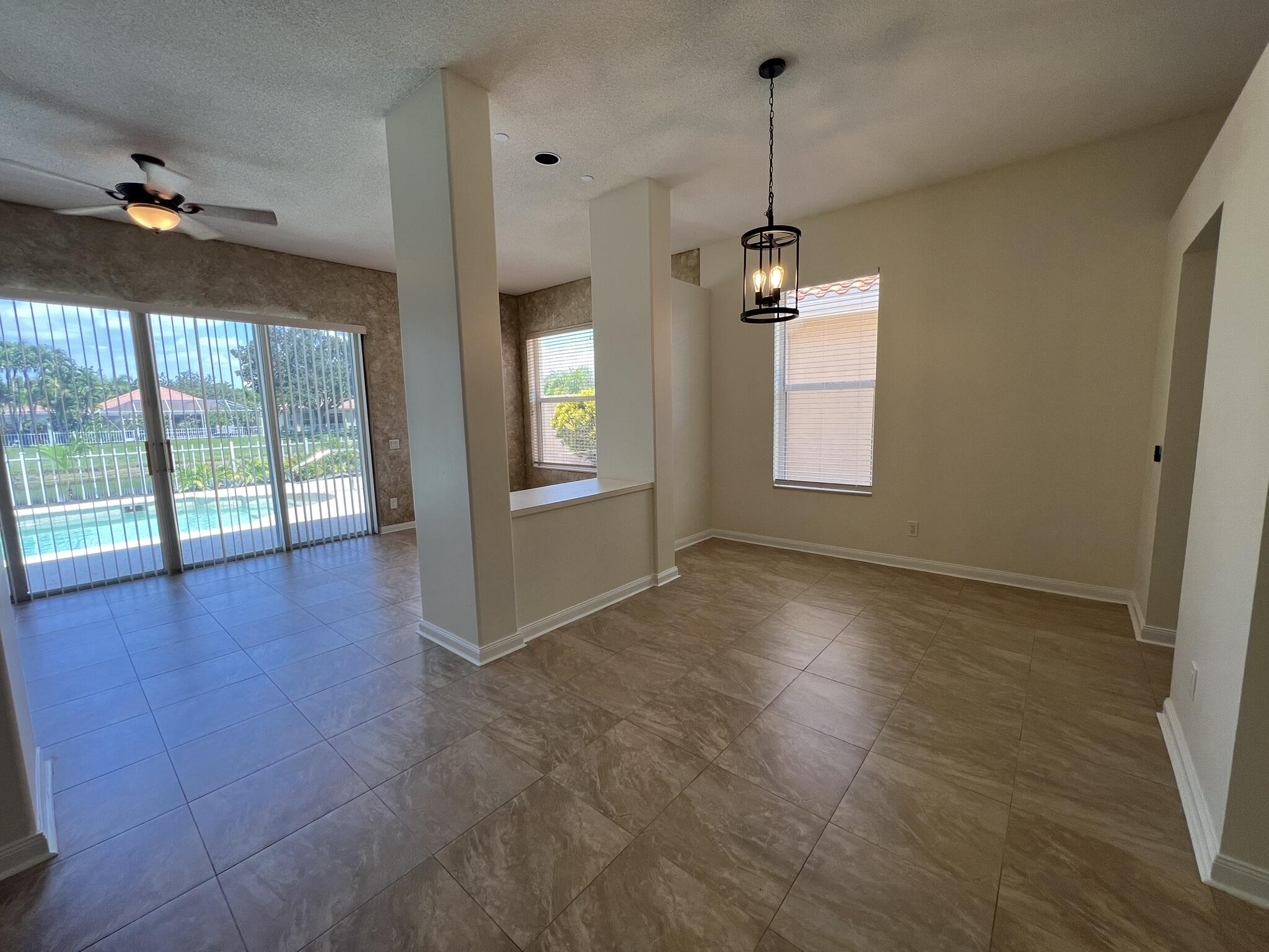 HAMPTONS AT MAPLEWOOD - Residential Lease
