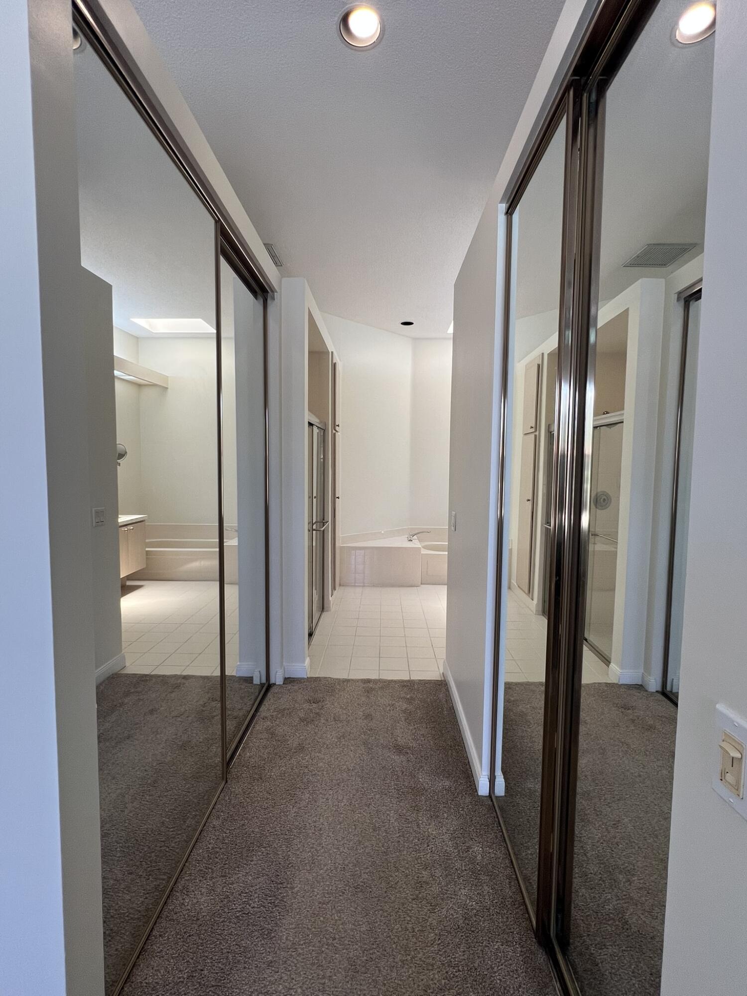 HAMPTONS AT MAPLEWOOD - Residential Lease