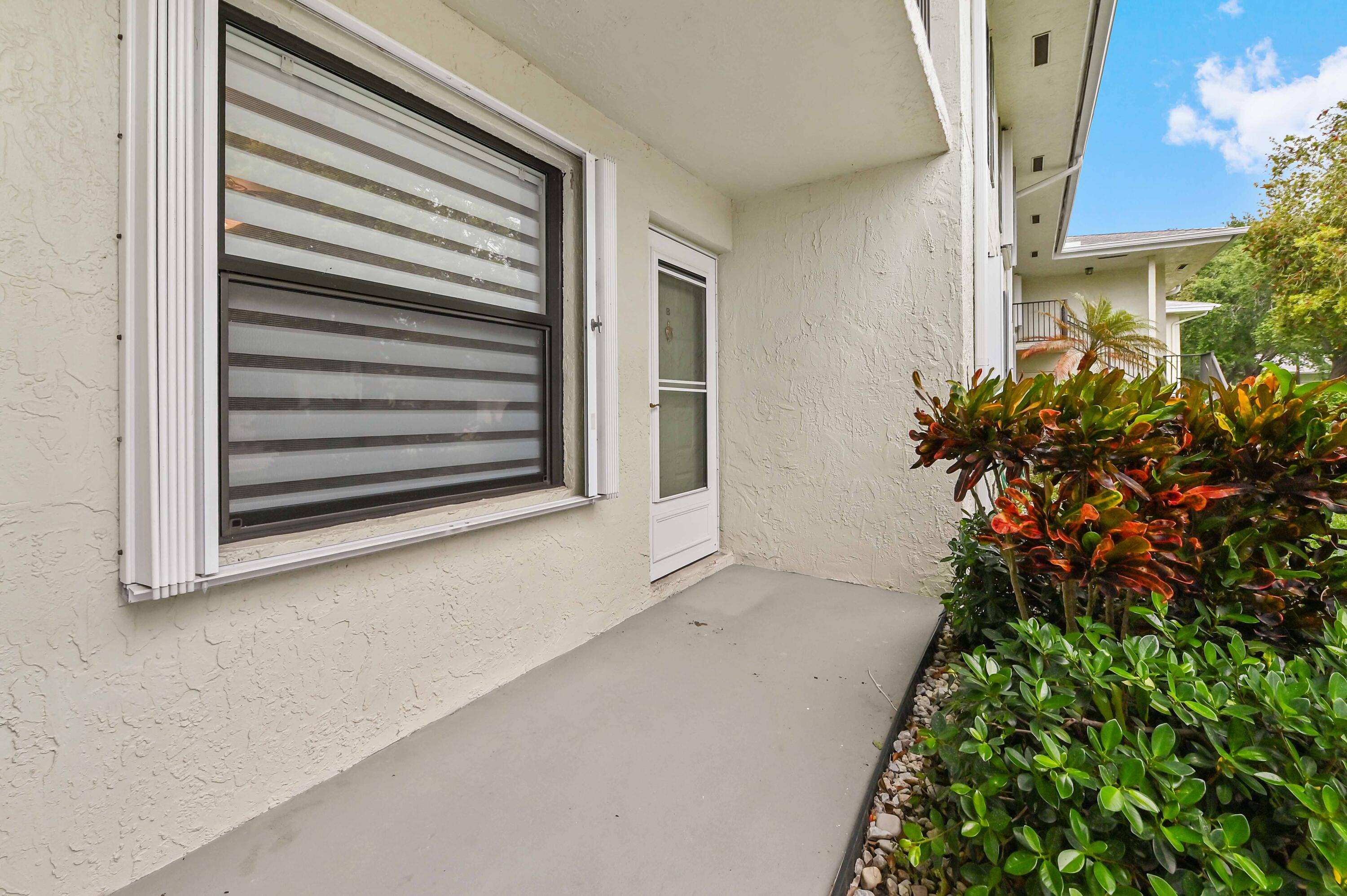 SABAL RIDGE - Residential