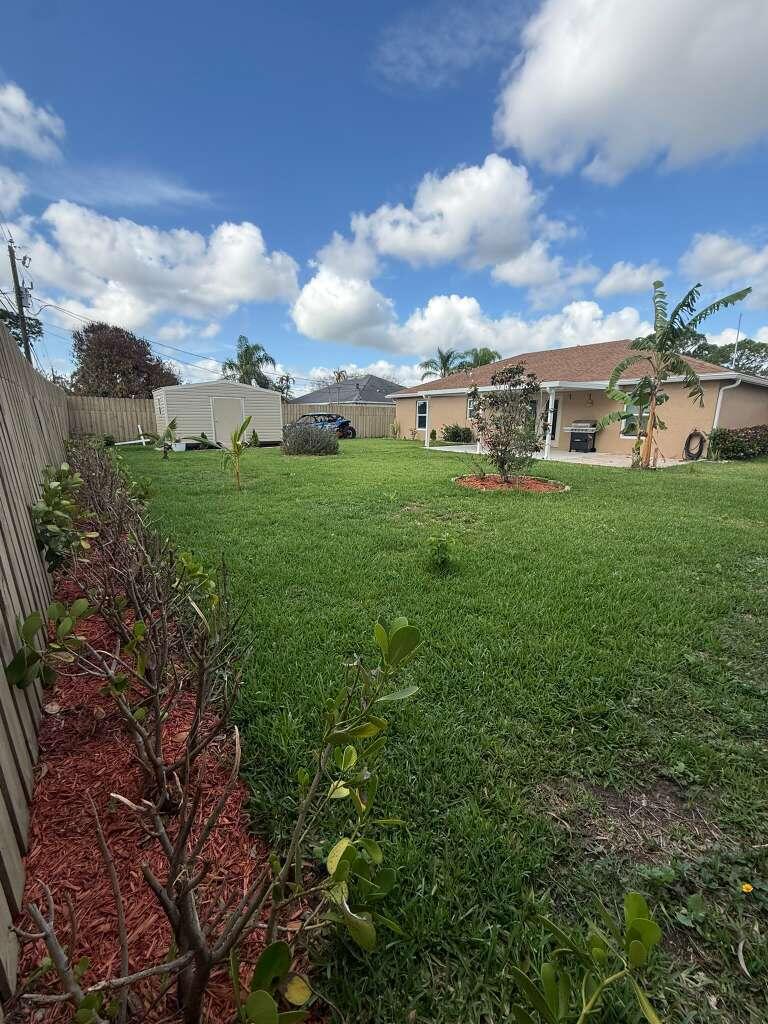 PORT ST LUCIE SECTION 25 - Residential Lease