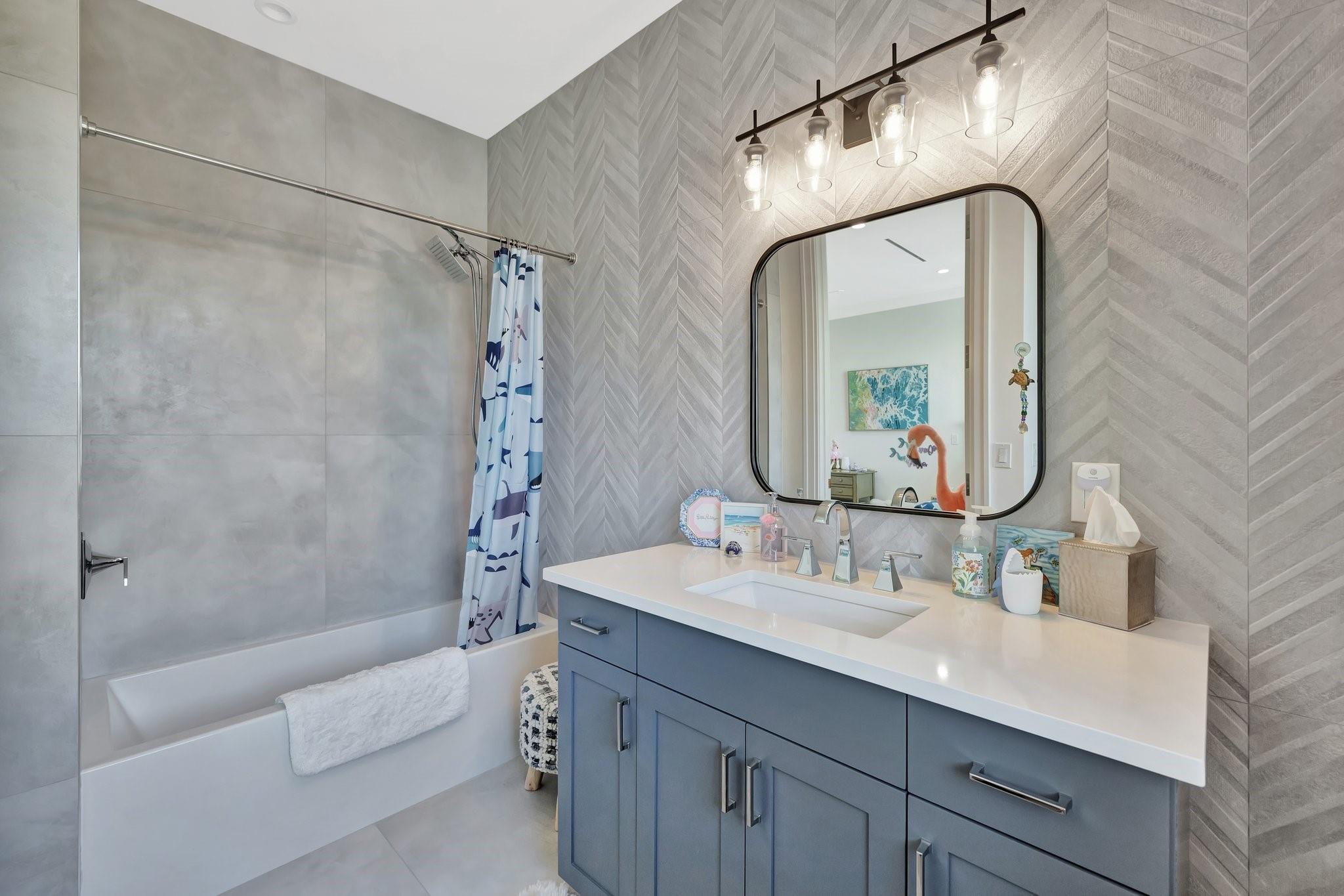 Las Olas Isles - Residential