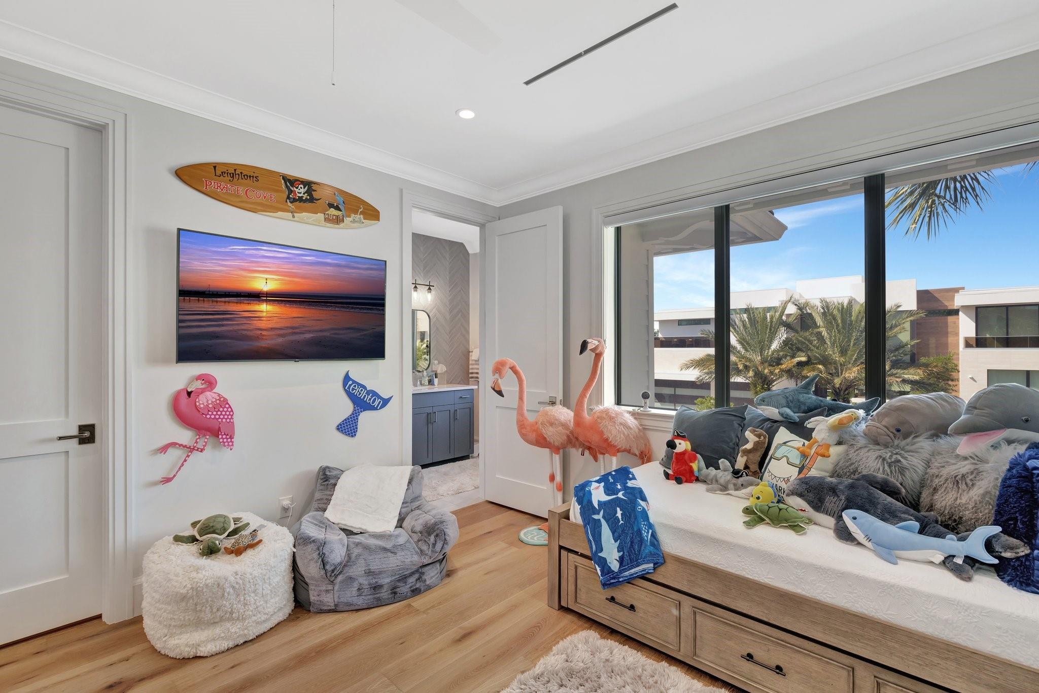 Las Olas Isles - Residential
