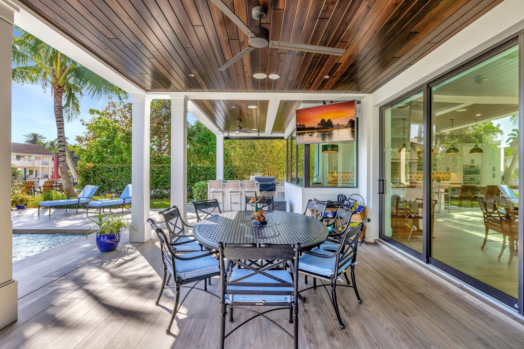 Las Olas Isles - Residential