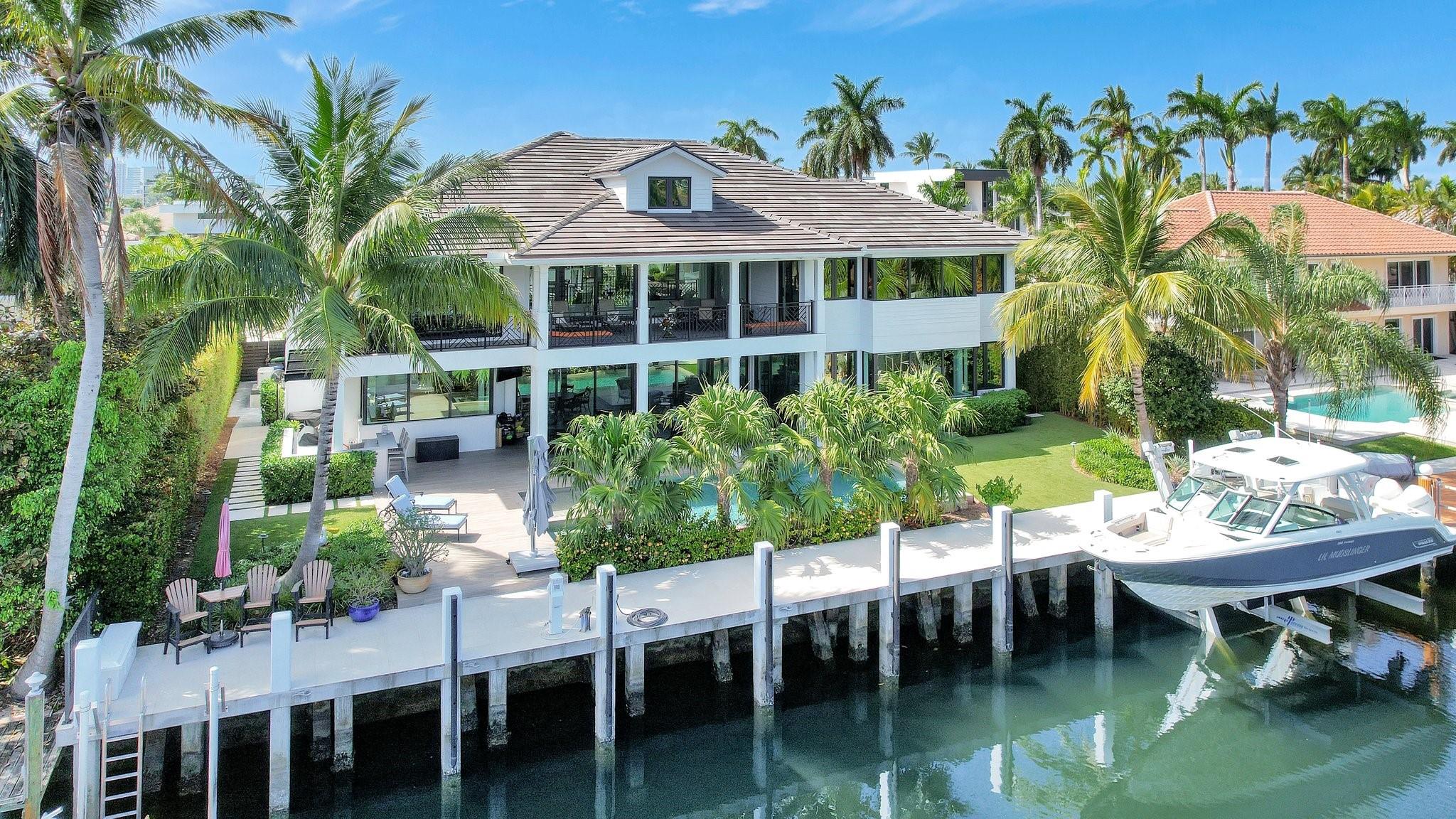 Las Olas Isles - Residential