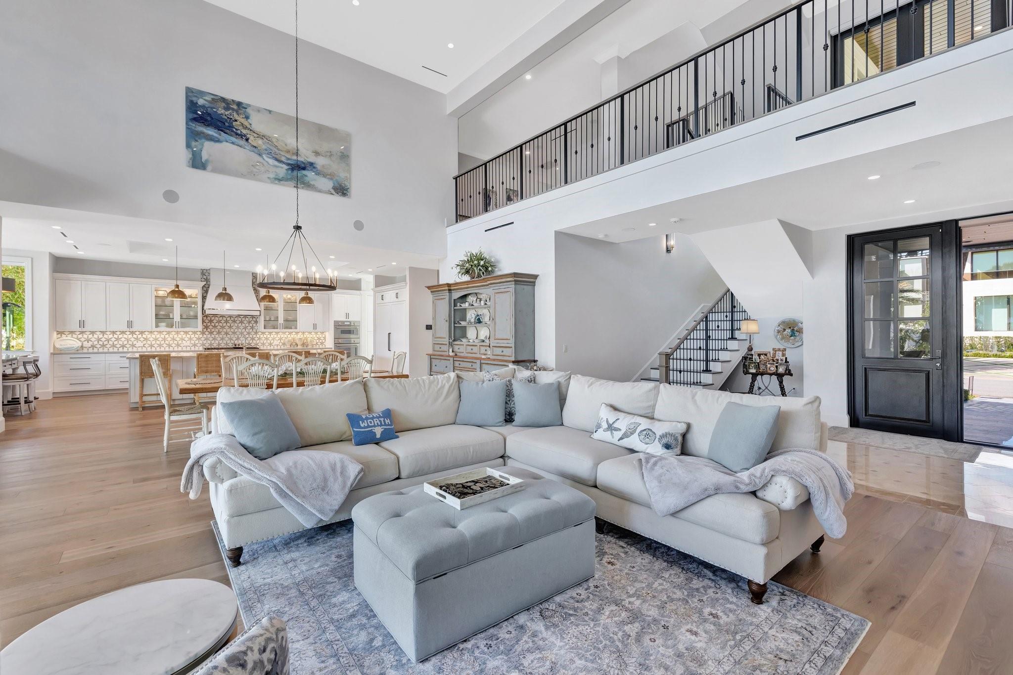 Las Olas Isles - Residential