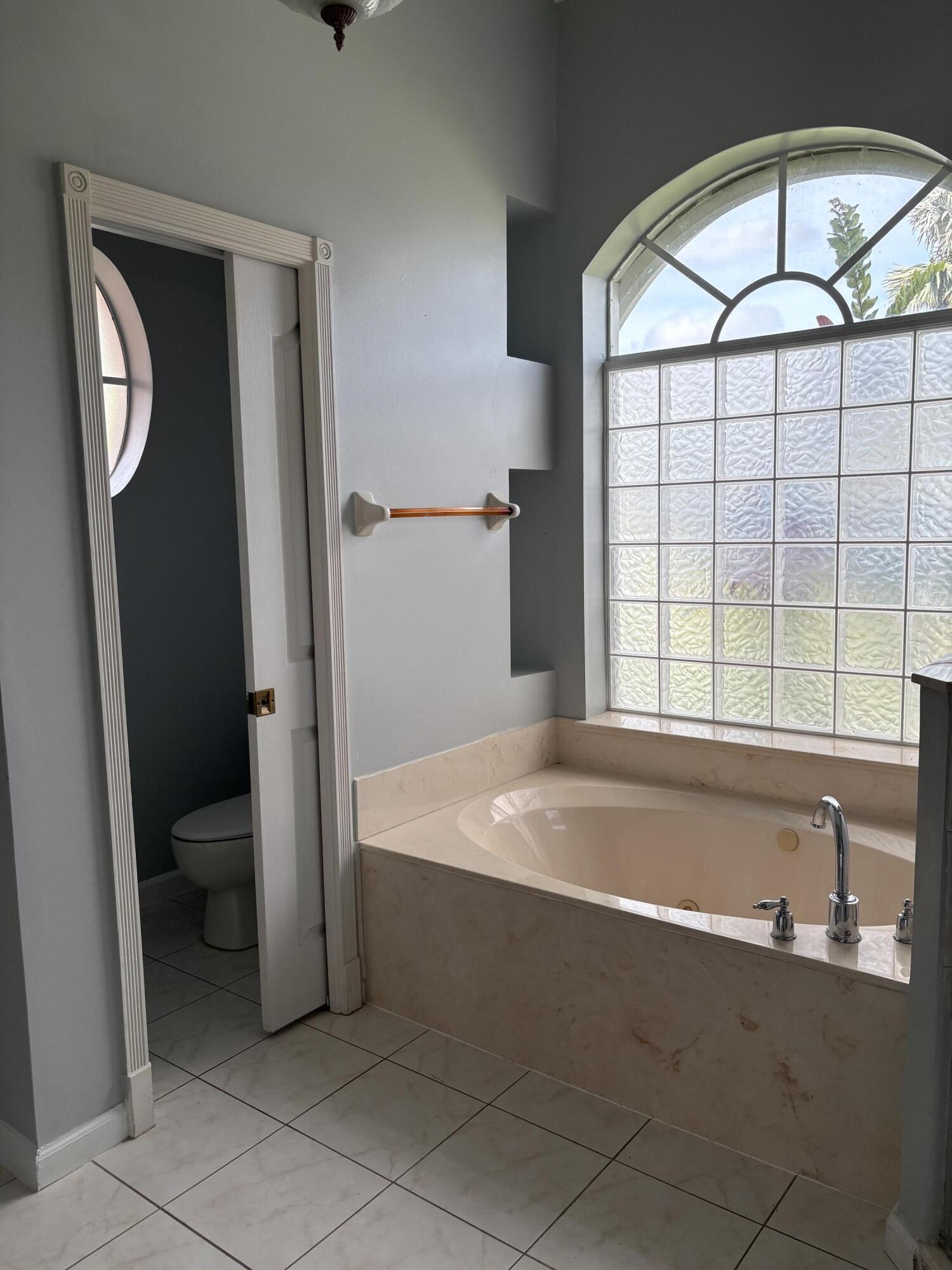 PORT ST LUCIE SECTION 35 - Residential Lease