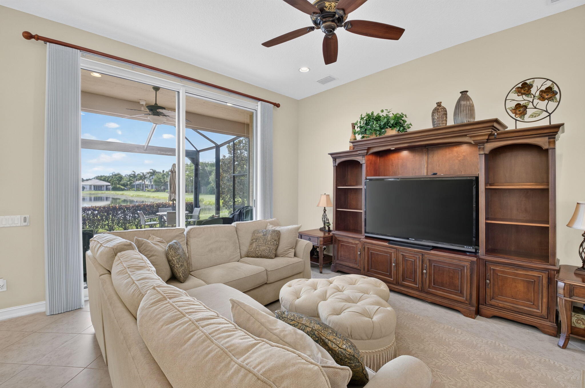 Valencia Reserve - Residential