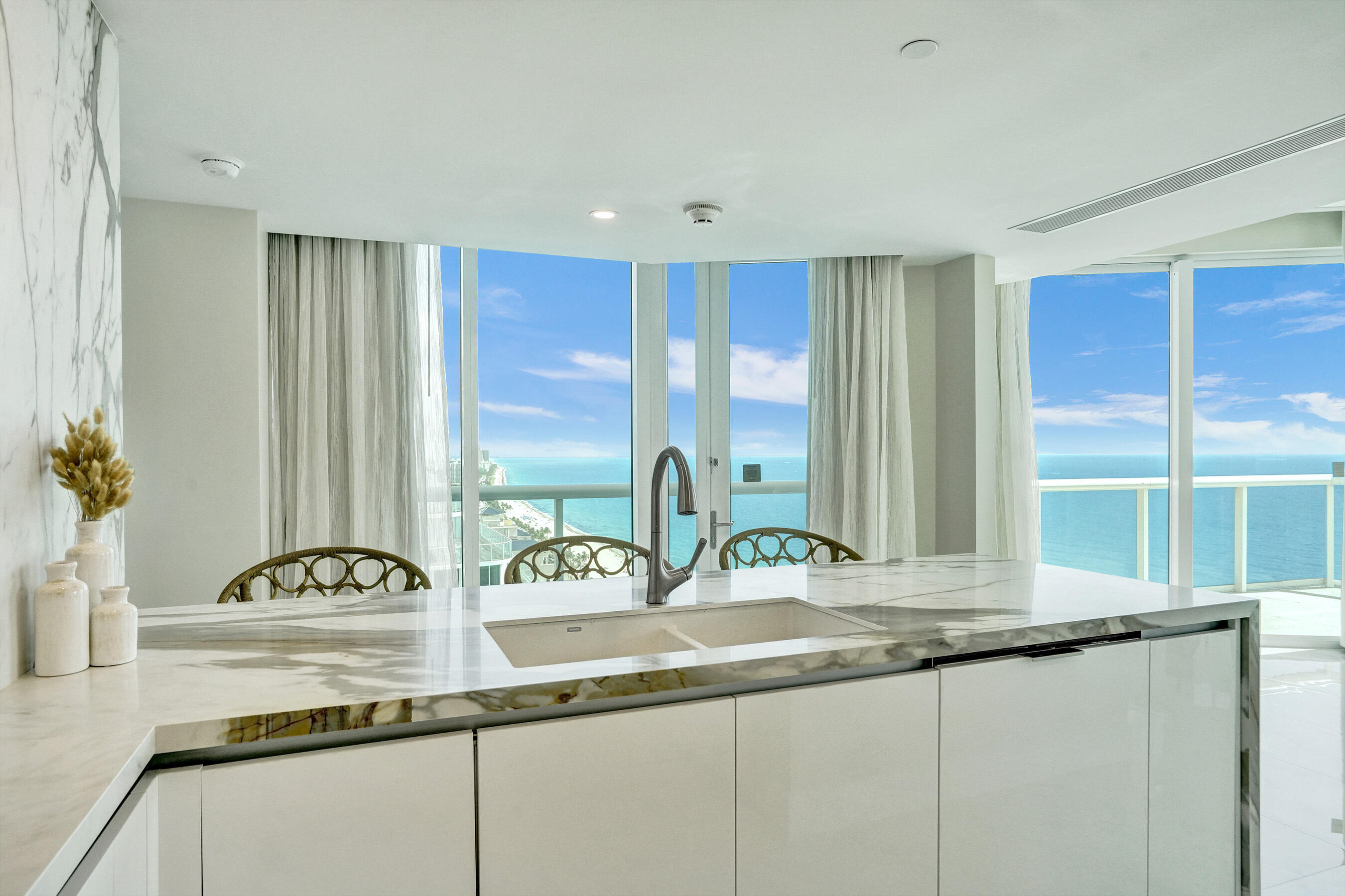 Q CLUB RESORT & RESIDENCES CONDO - Residential