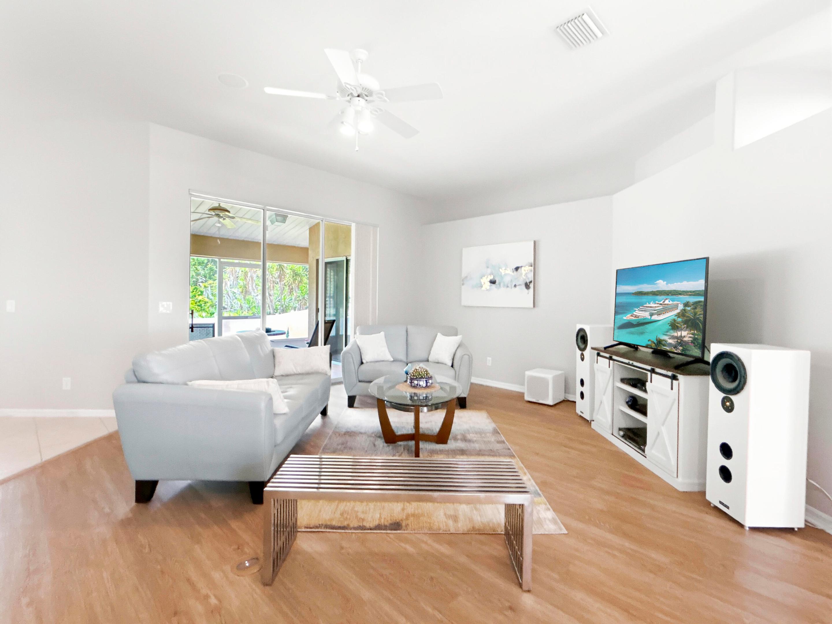 WHITE OAK VILLAGE PHASE I - Residential
