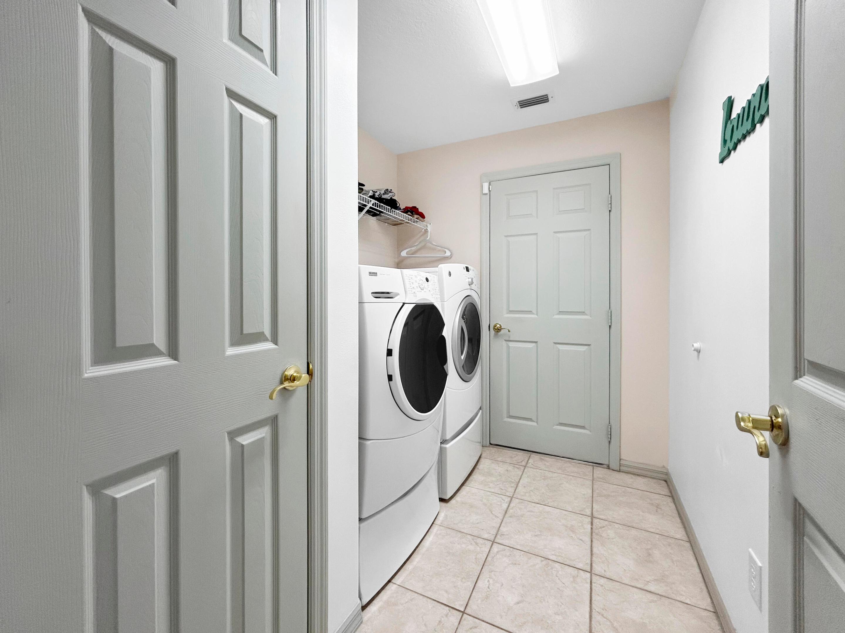 WHITE OAK VILLAGE PHASE I - Residential