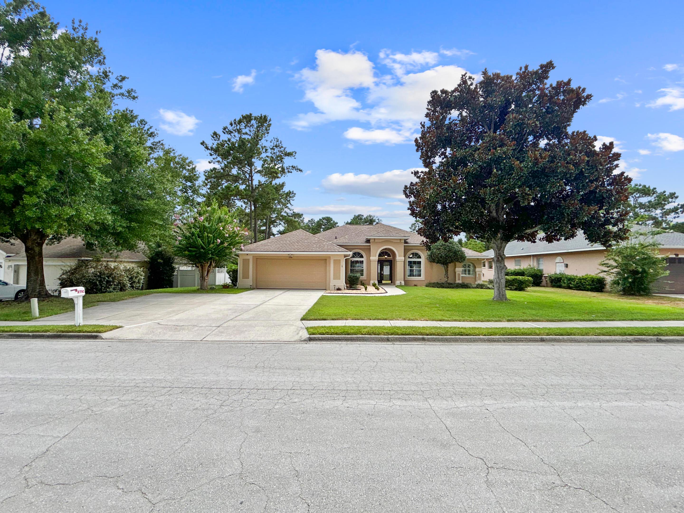 WHITE OAK VILLAGE PHASE I - Residential