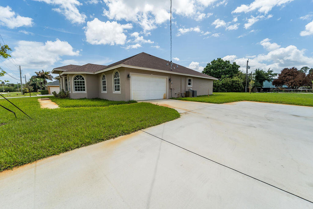 PORT ST LUCIE SECTION 37 - Residential