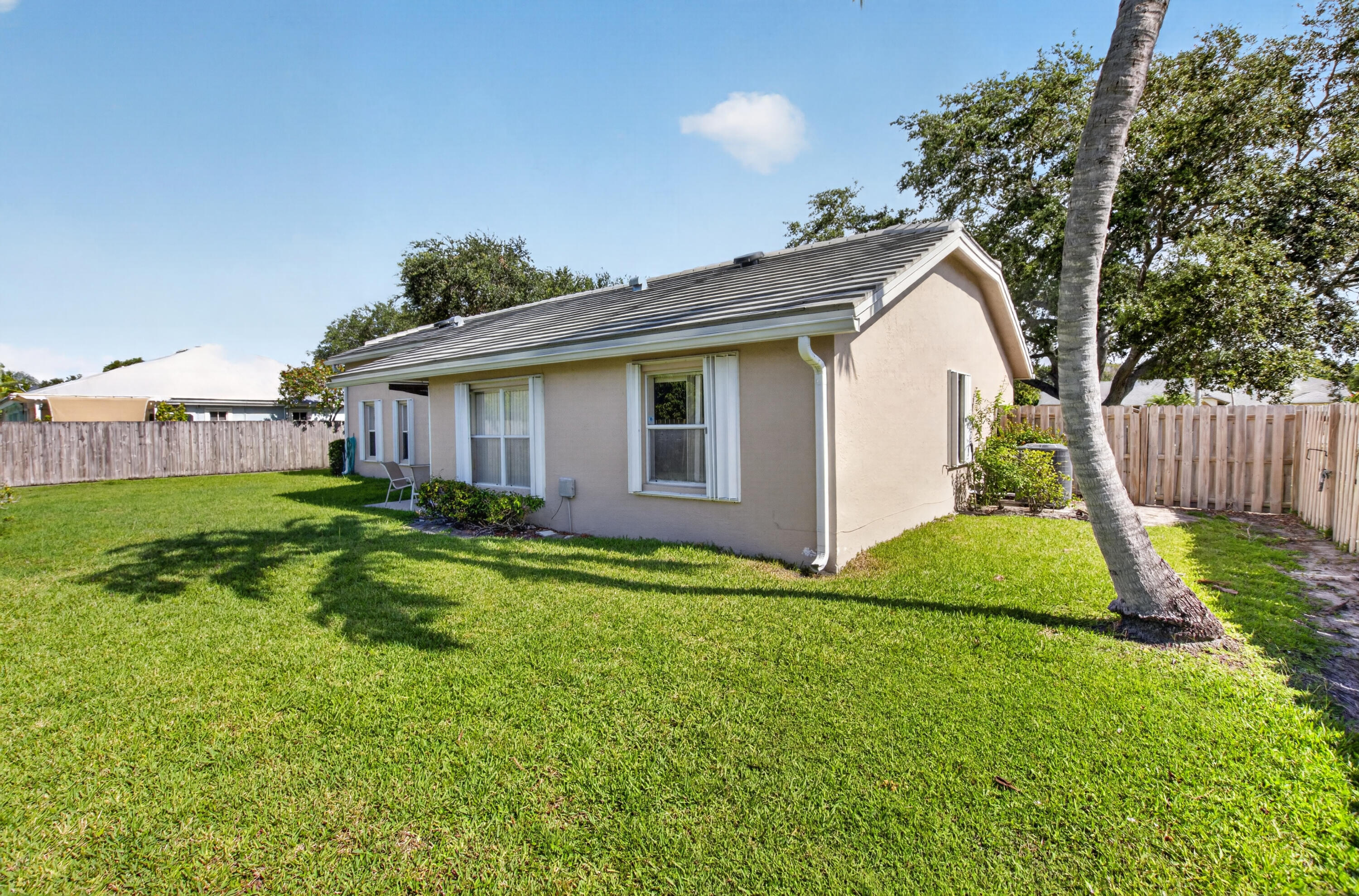LAKE FOREST SOUTH - Residential