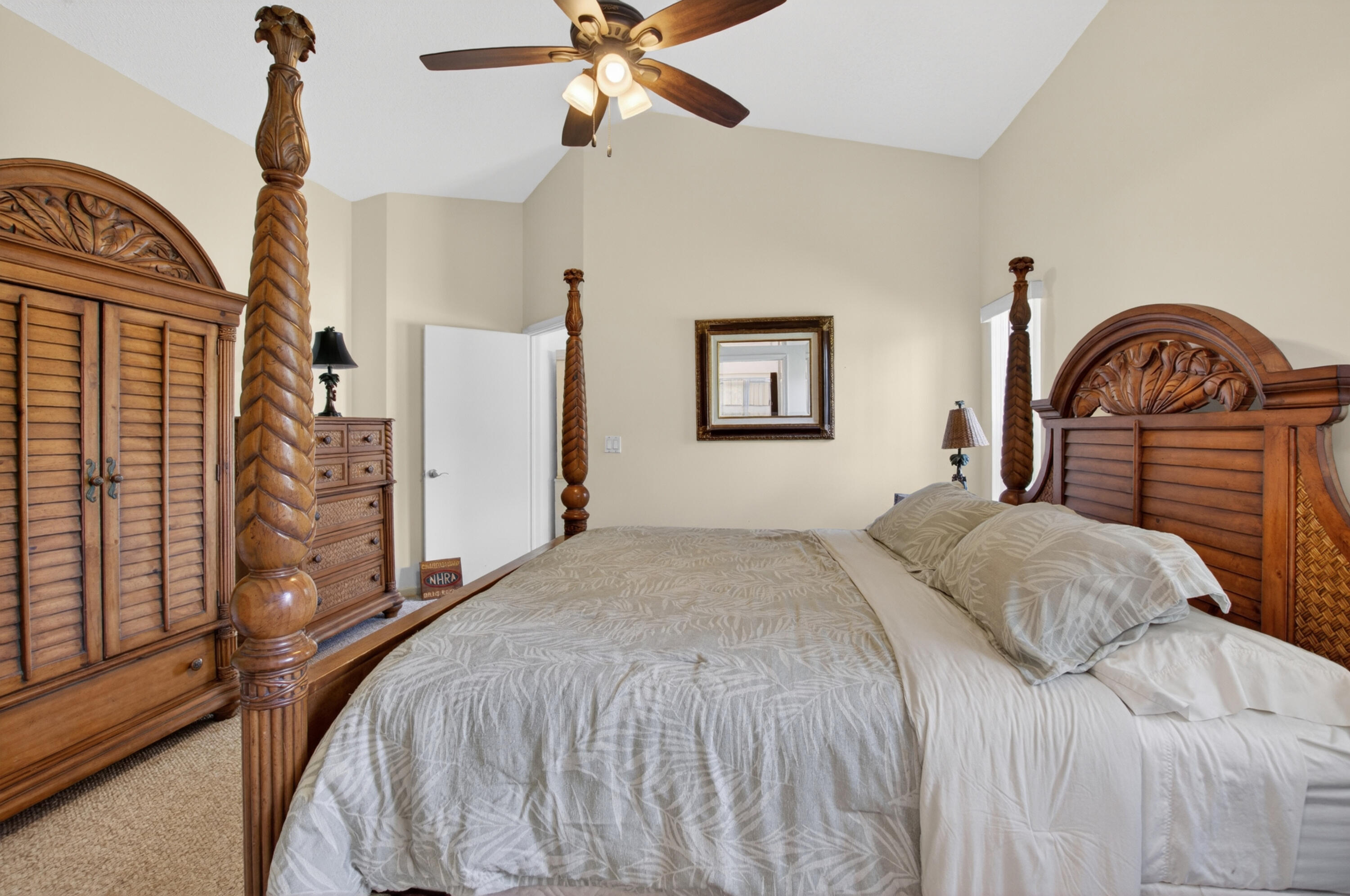 LAKE FOREST SOUTH - Residential