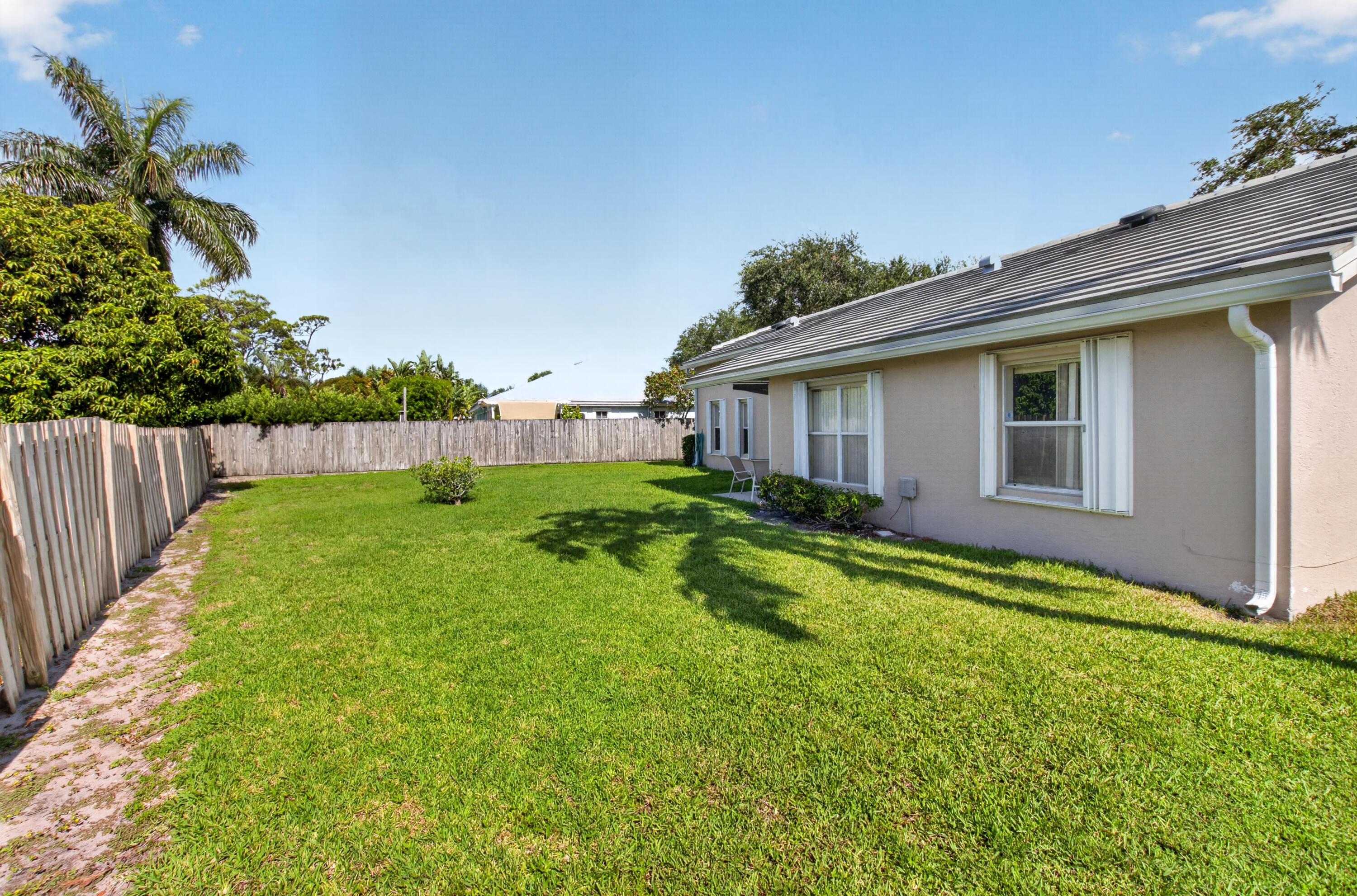 LAKE FOREST SOUTH - Residential