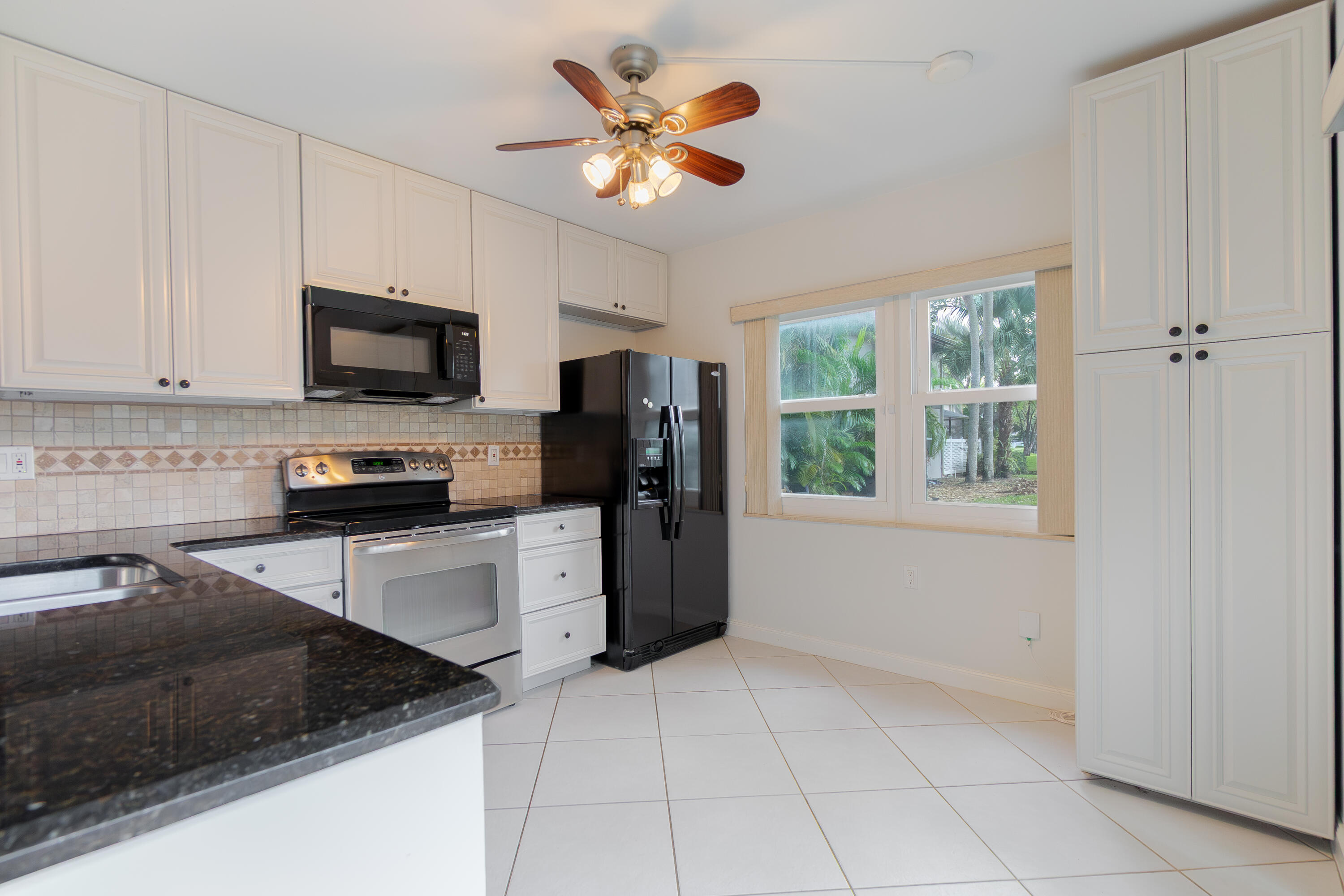 STAMFORD AT ROYAL PALM BEACH - Residential