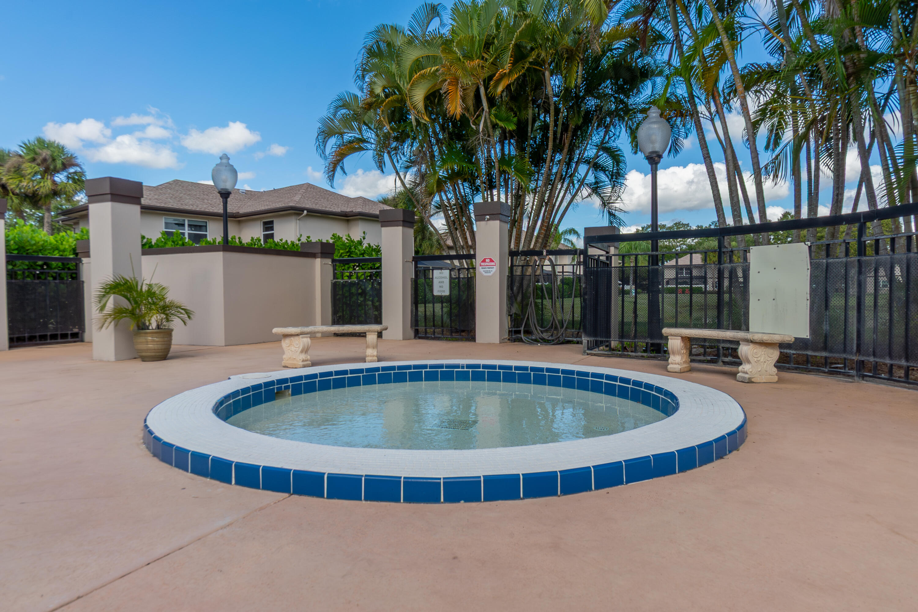 STAMFORD AT ROYAL PALM BEACH - Residential