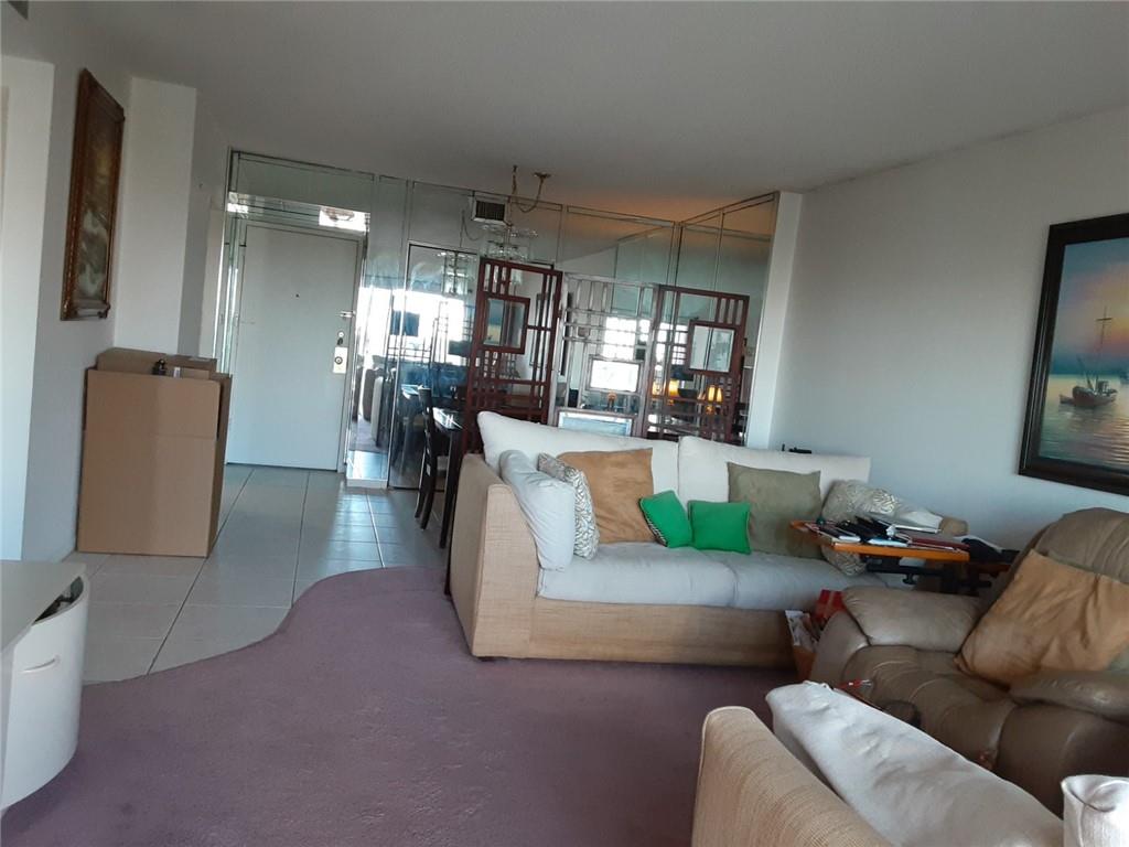 HILLCREST EAST - Residential