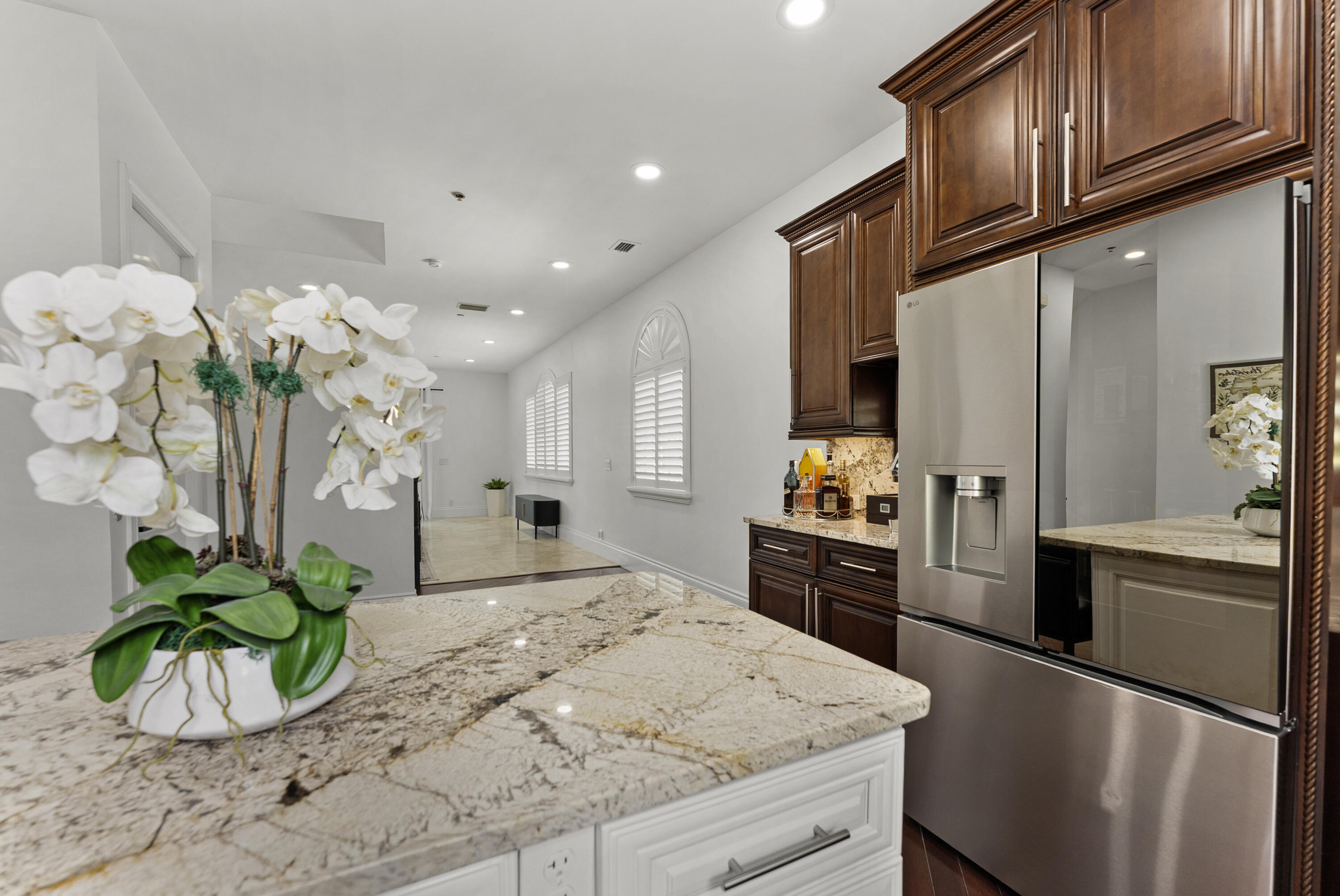 SURFSIDE VILLAS - Residential