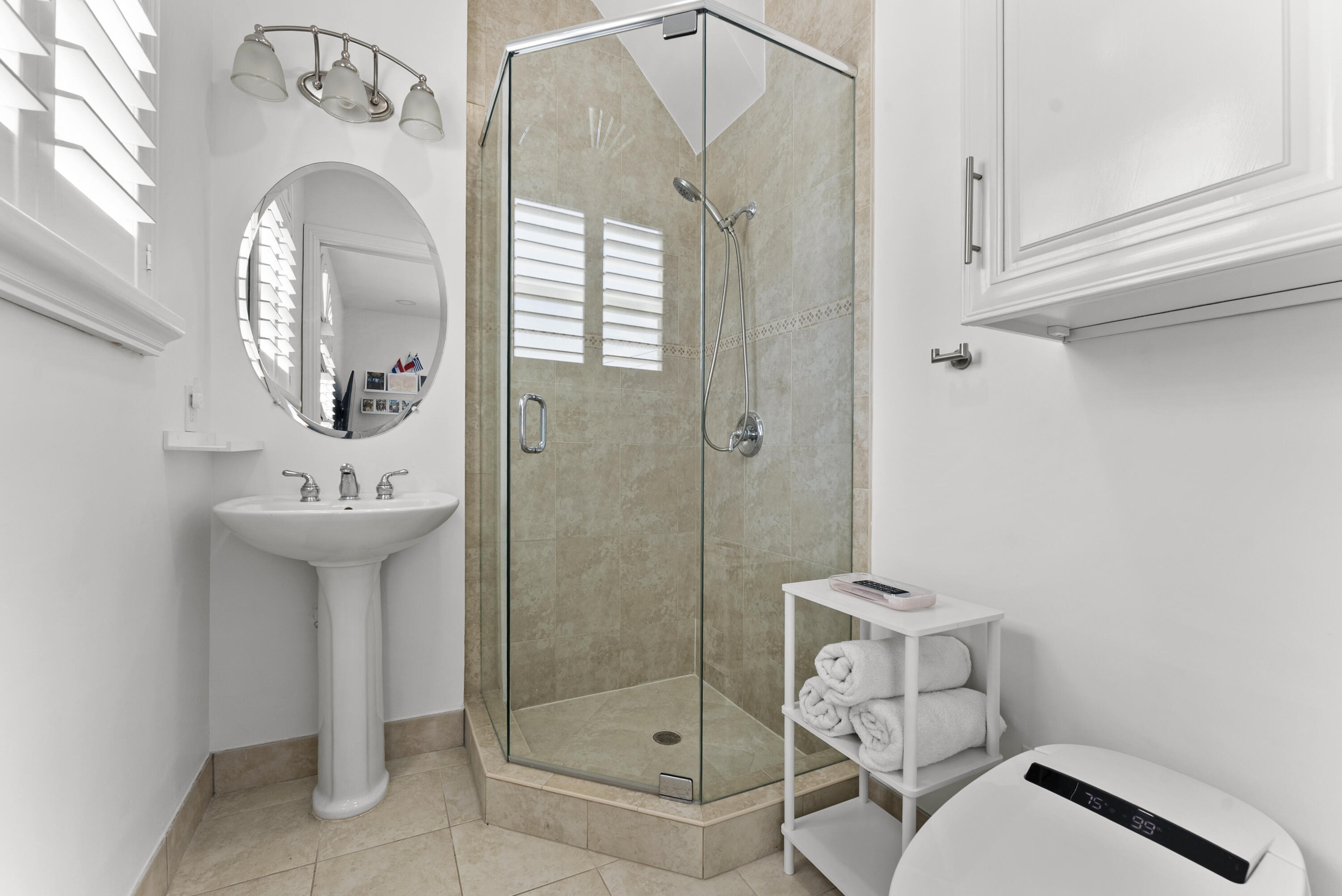 SURFSIDE VILLAS - Residential