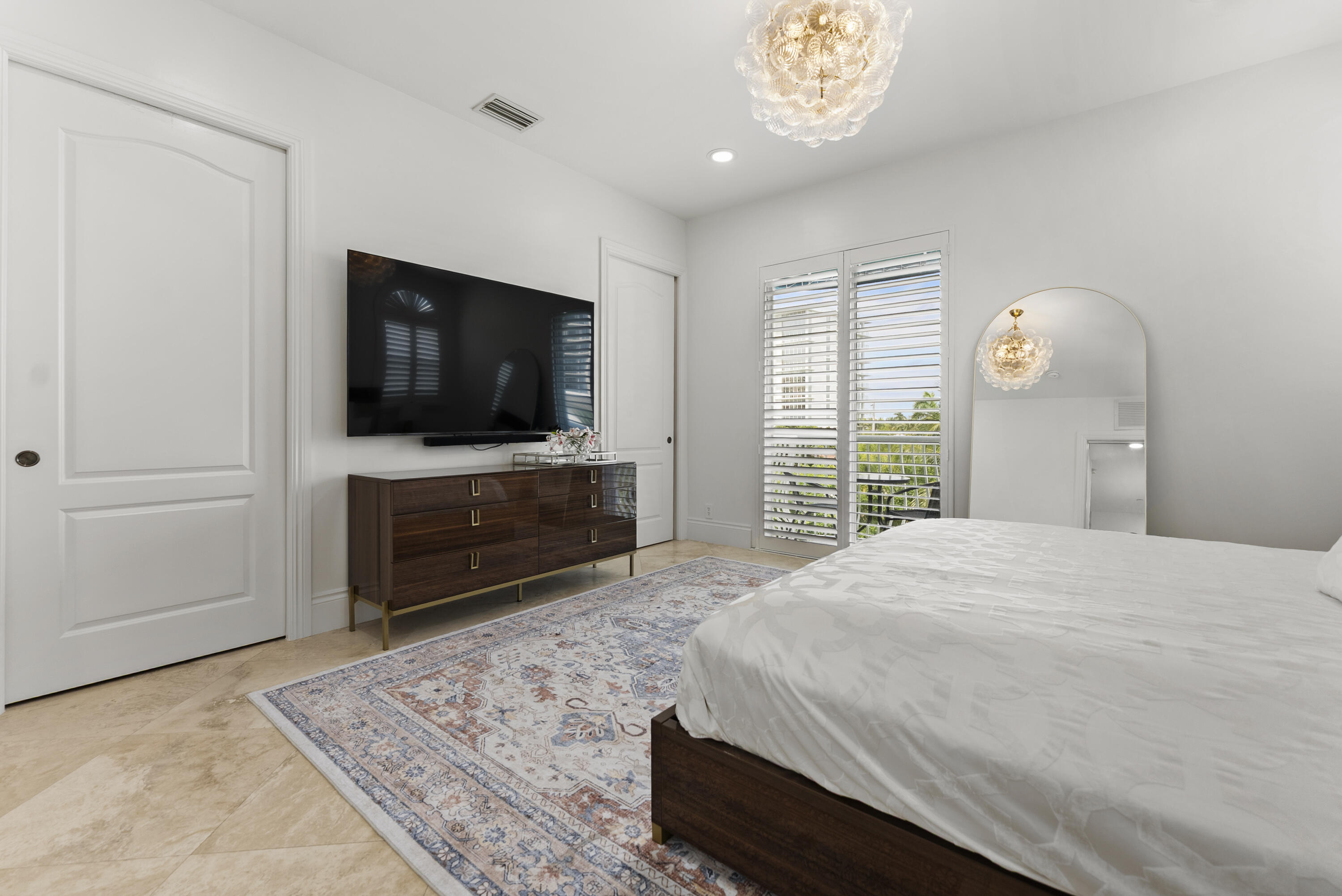 SURFSIDE VILLAS - Residential
