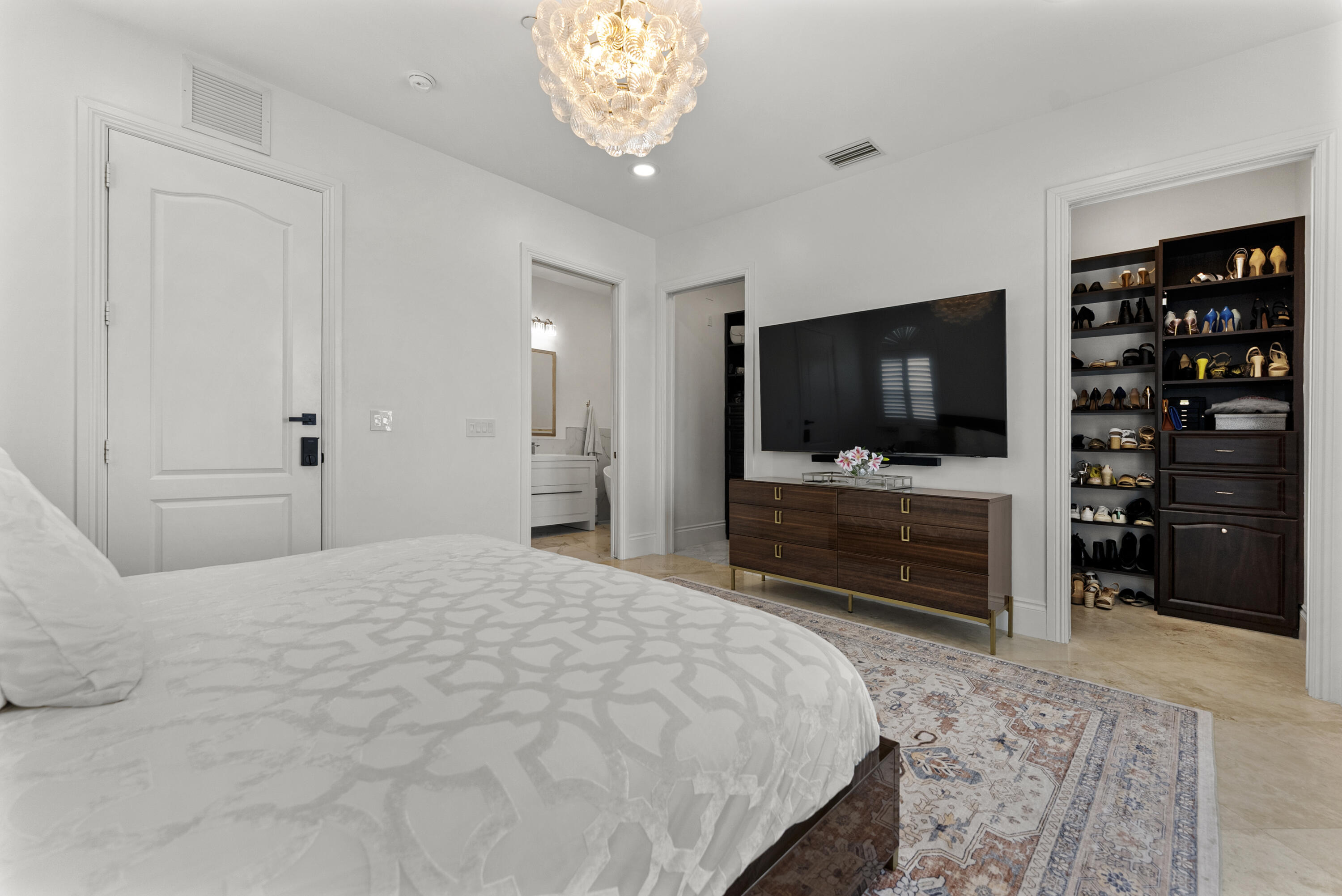 SURFSIDE VILLAS - Residential