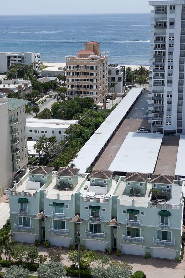 SURFSIDE VILLAS - Residential