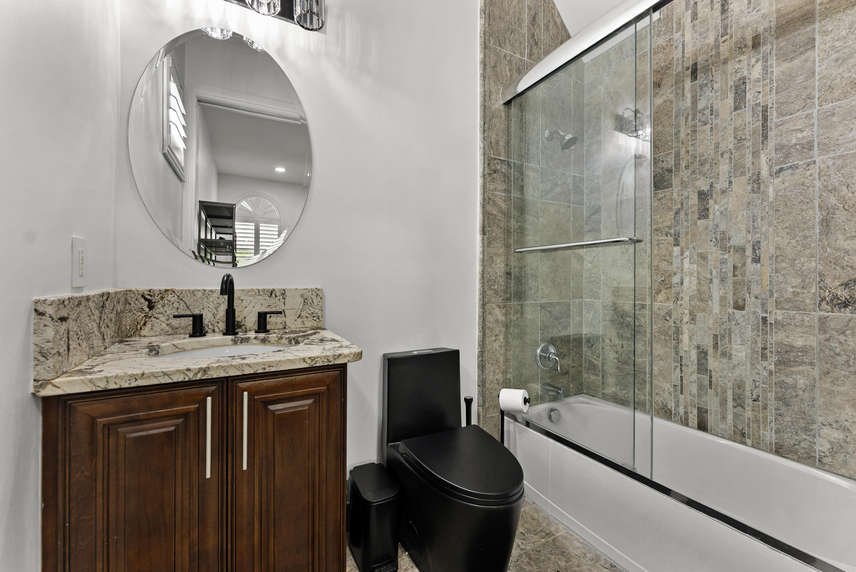 SURFSIDE VILLAS - Residential