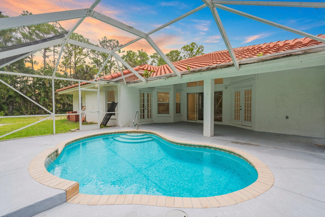 ACREAGE - Residential Lease