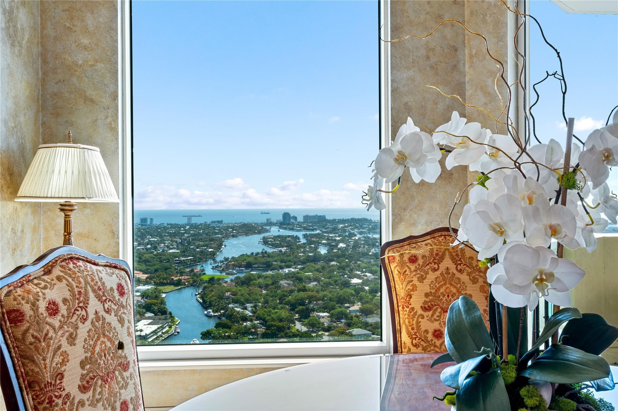 Las Olas Grand - Residential