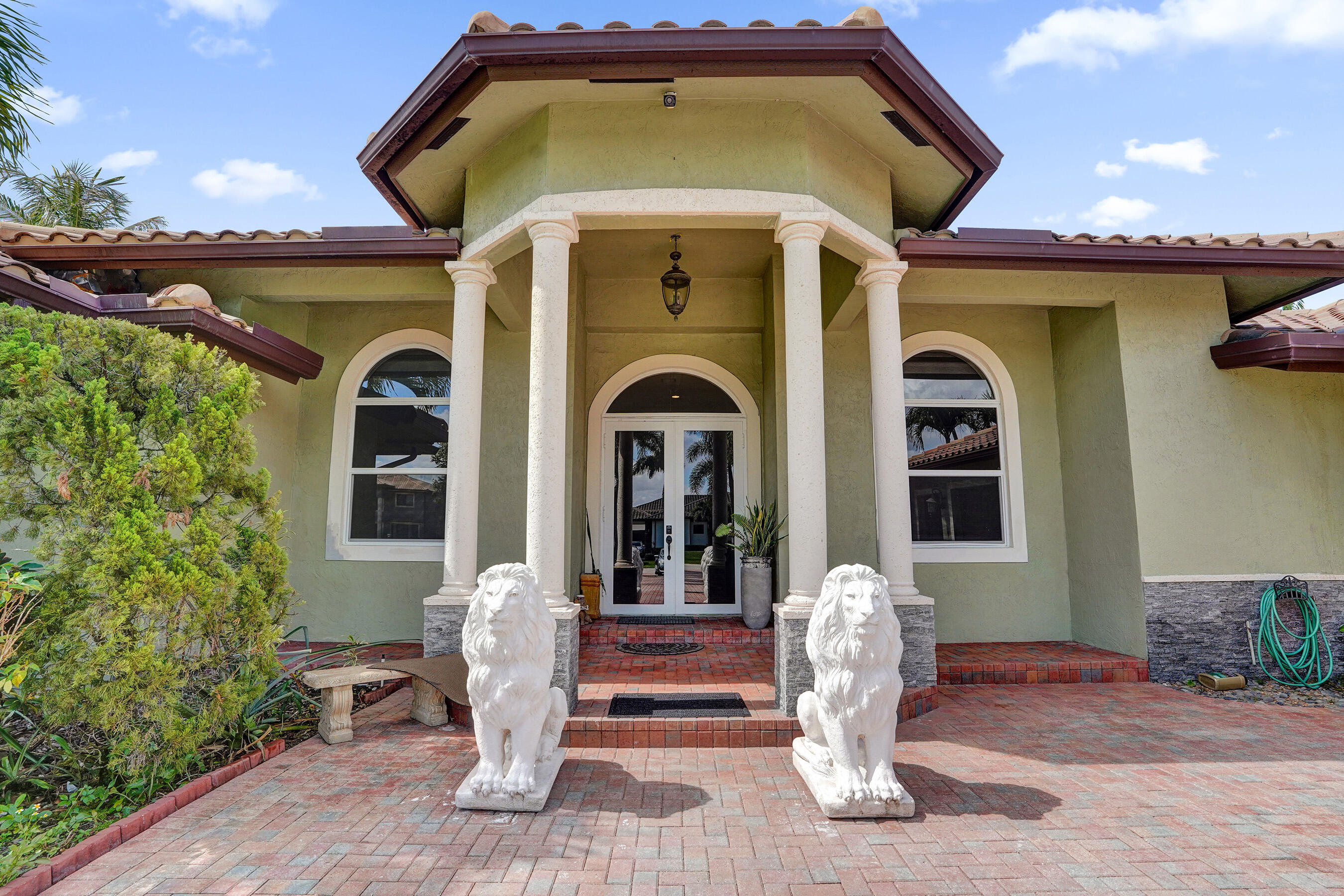 ESTATES OF HIDDEN ACRES - Residential