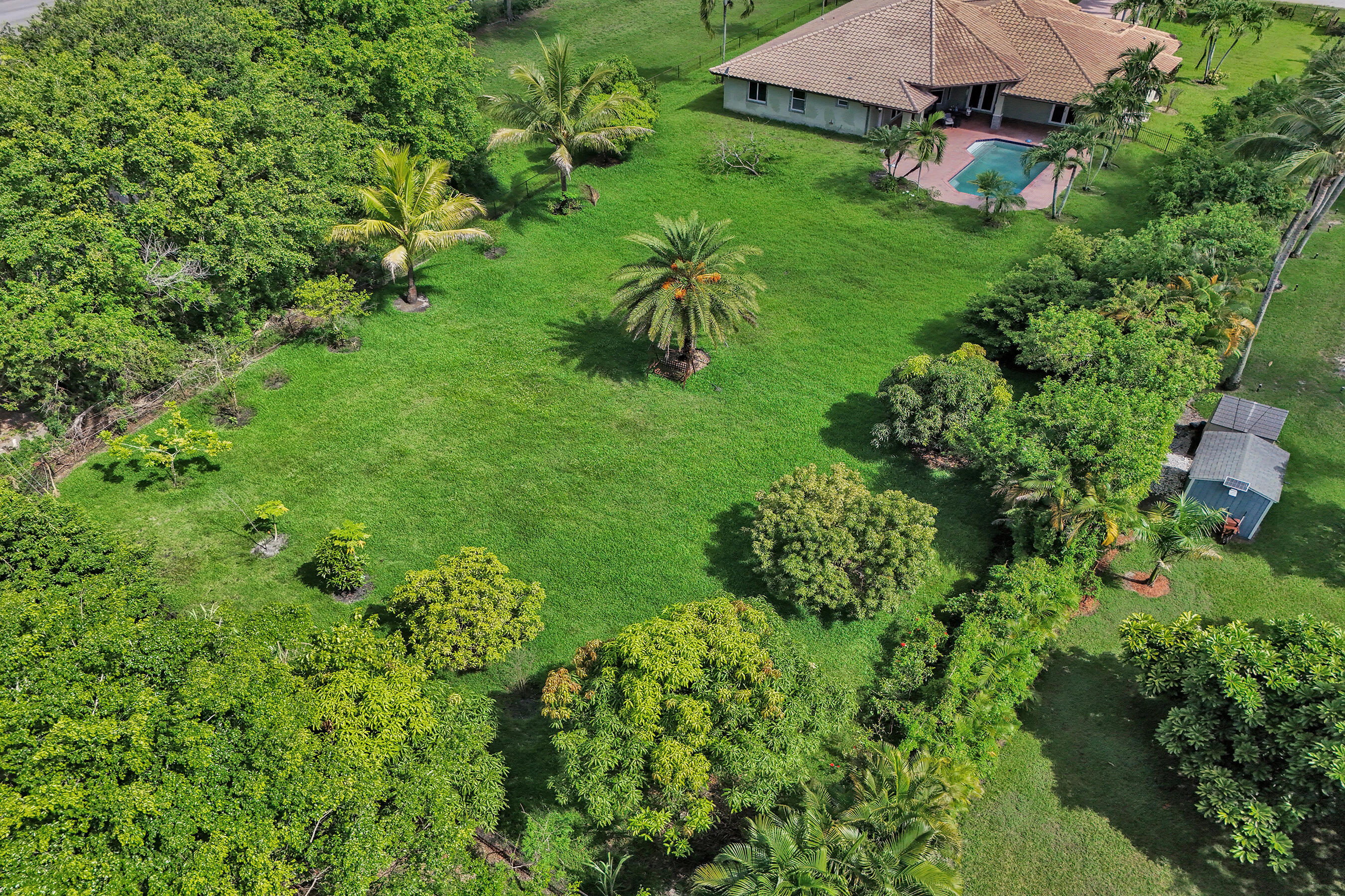 ESTATES OF HIDDEN ACRES - Residential