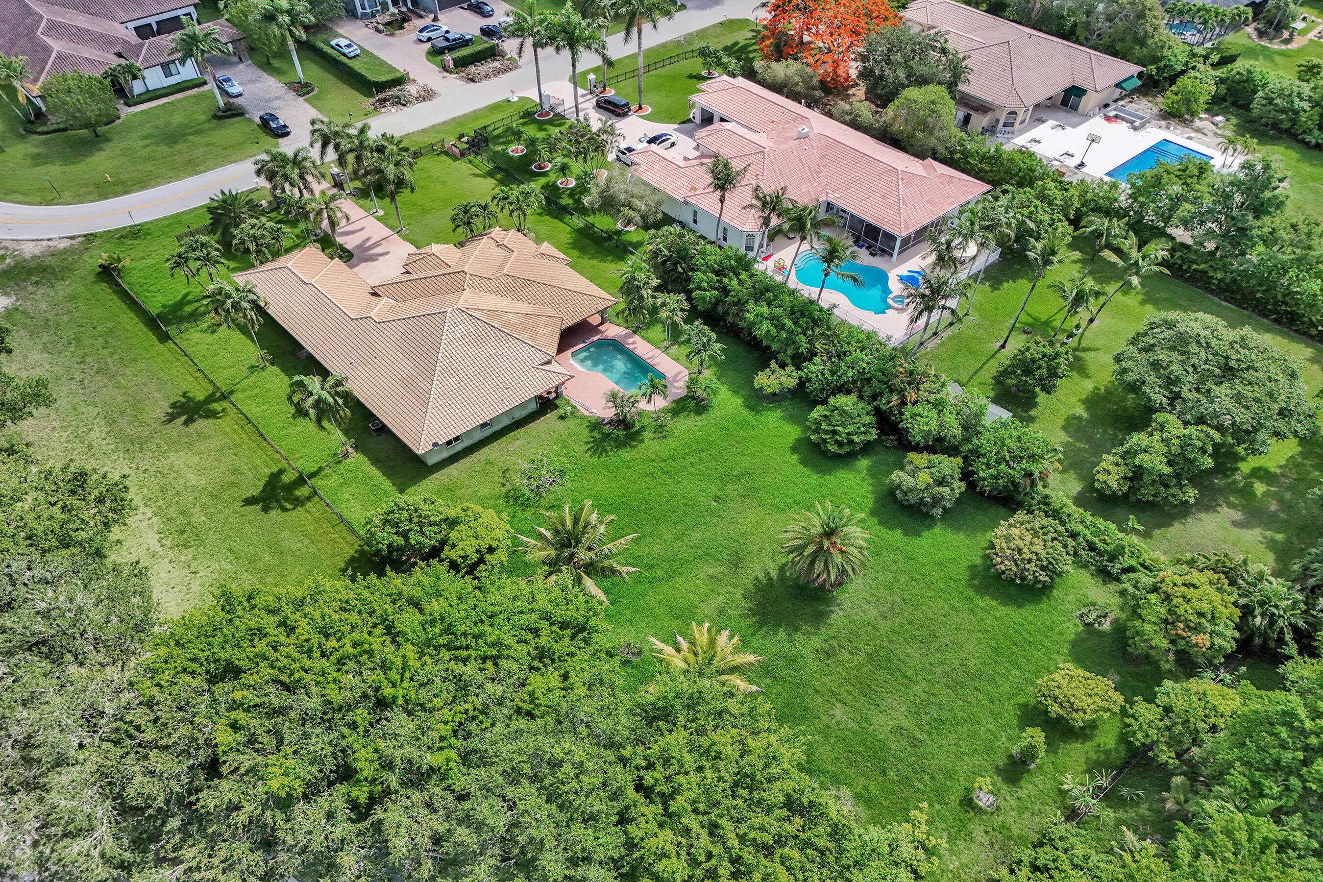 ESTATES OF HIDDEN ACRES - Residential