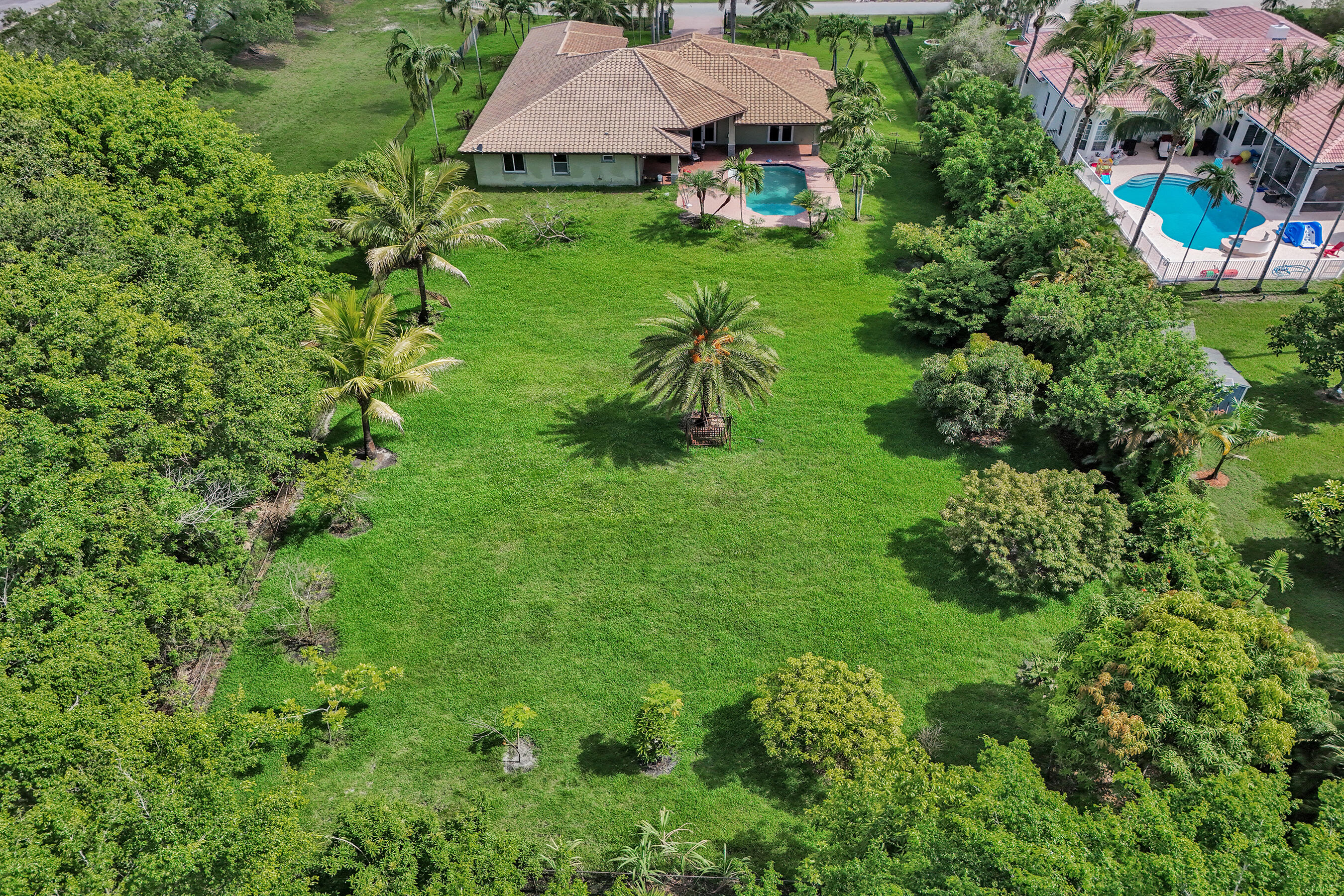 ESTATES OF HIDDEN ACRES - Residential