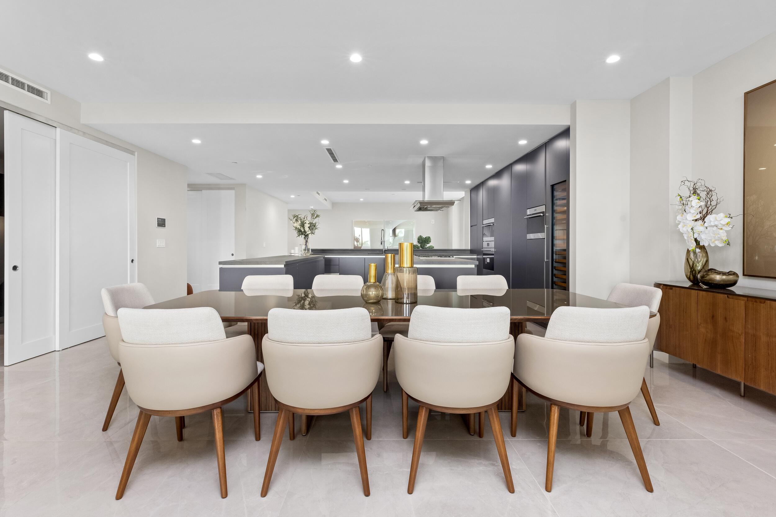 ROYAL PALM RESIDENCES - Residential