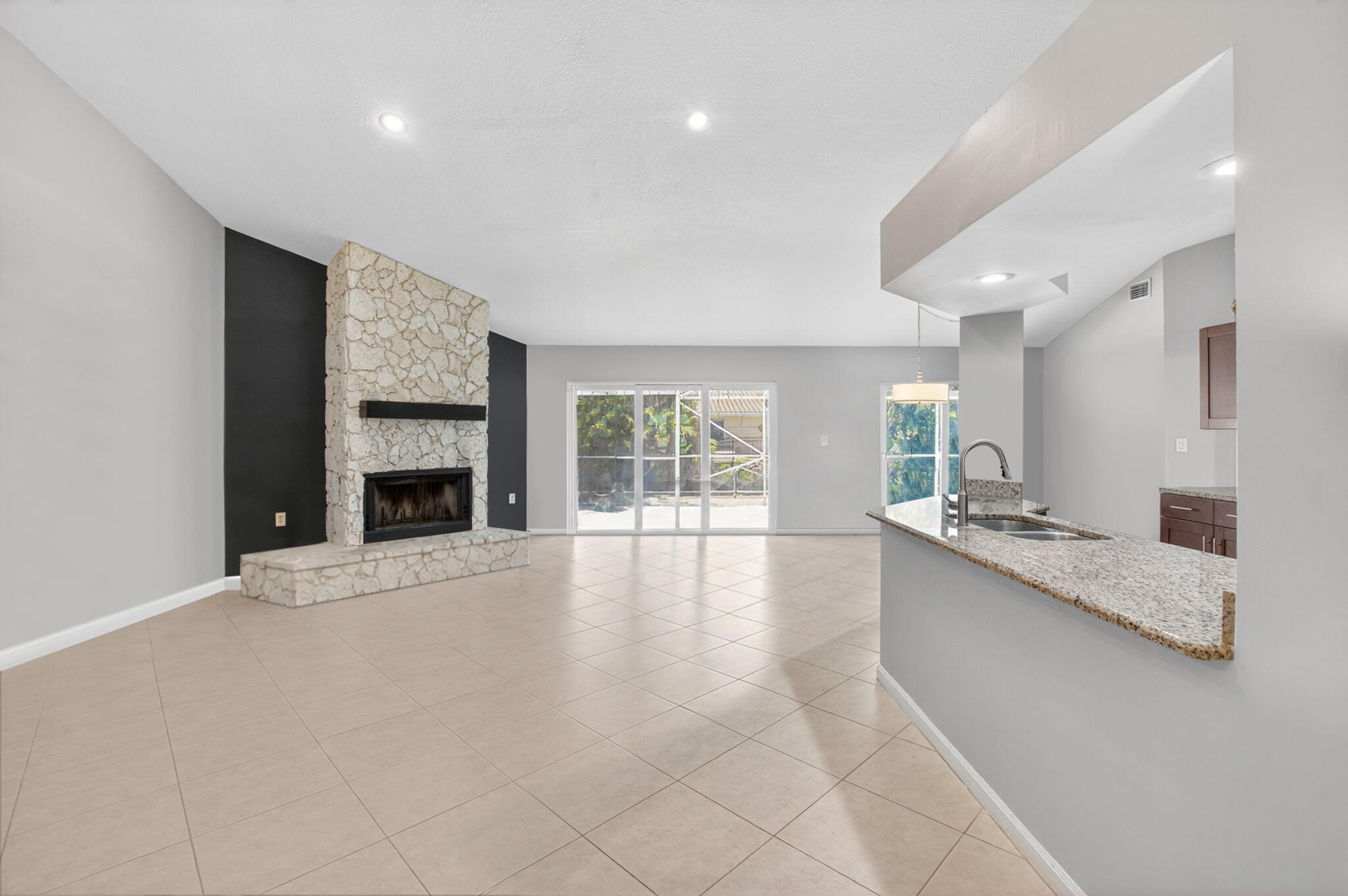 BOCA LAKE ESTATES - Residential